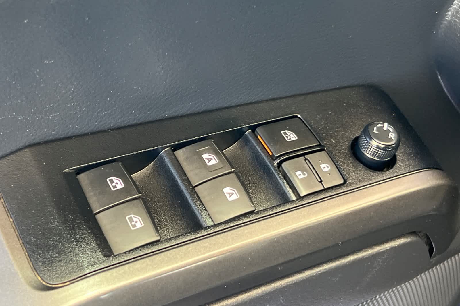 Thumbnail: 2023 Toyota Tacoma - 13