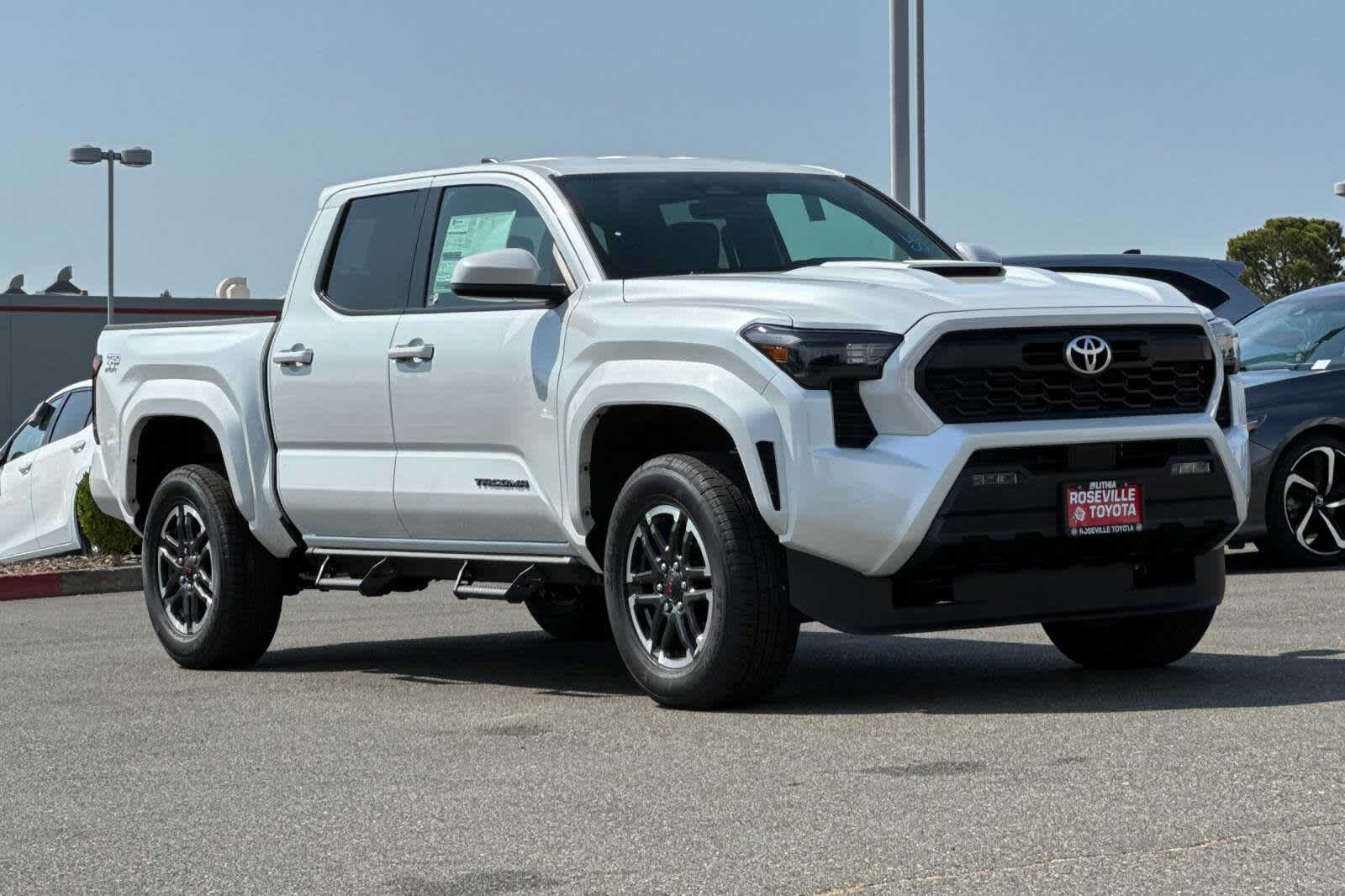 2025 Toyota Tacoma TRD Sport 9