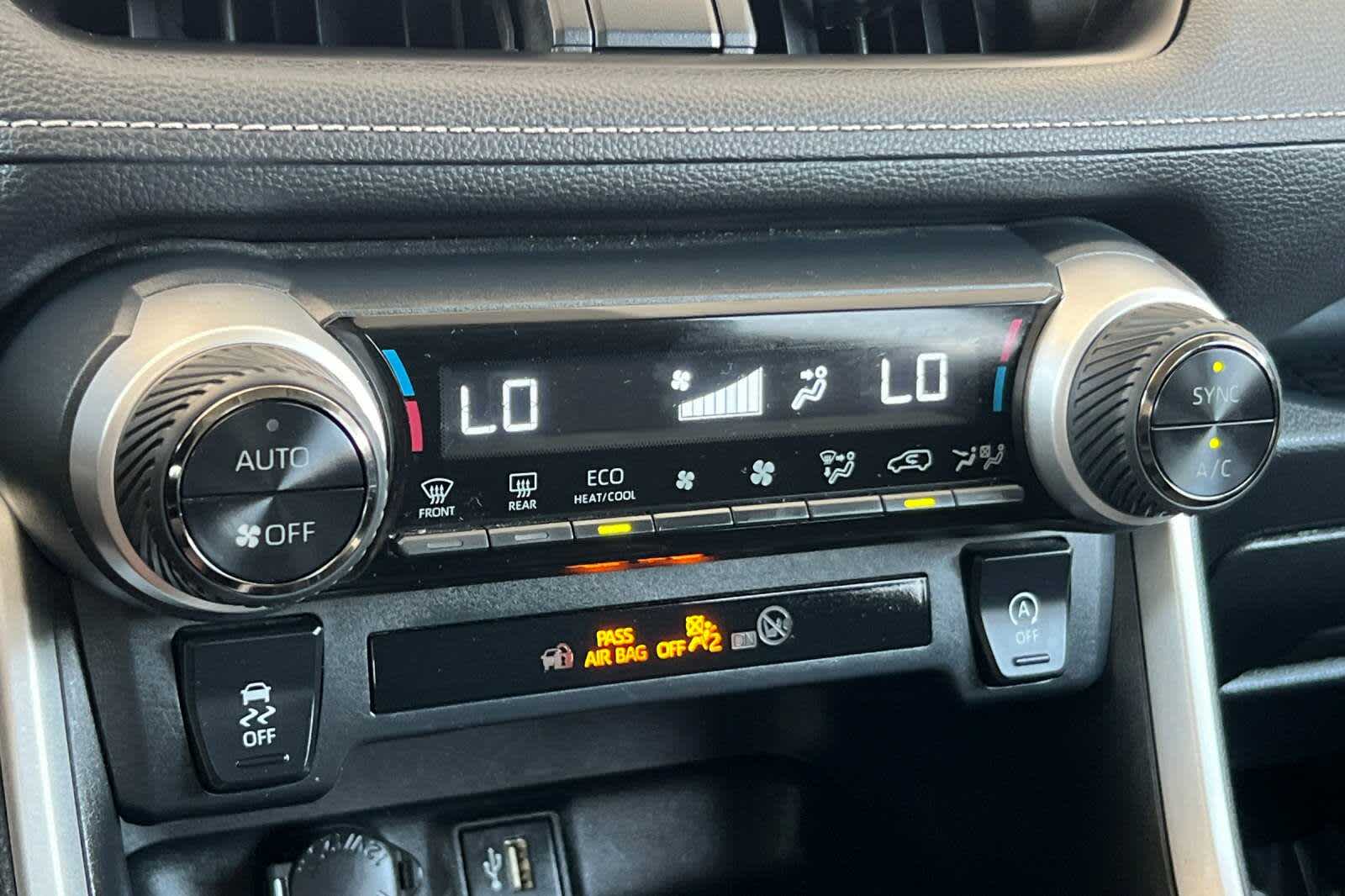 Thumbnail: 2023 Toyota RAV4 - 22