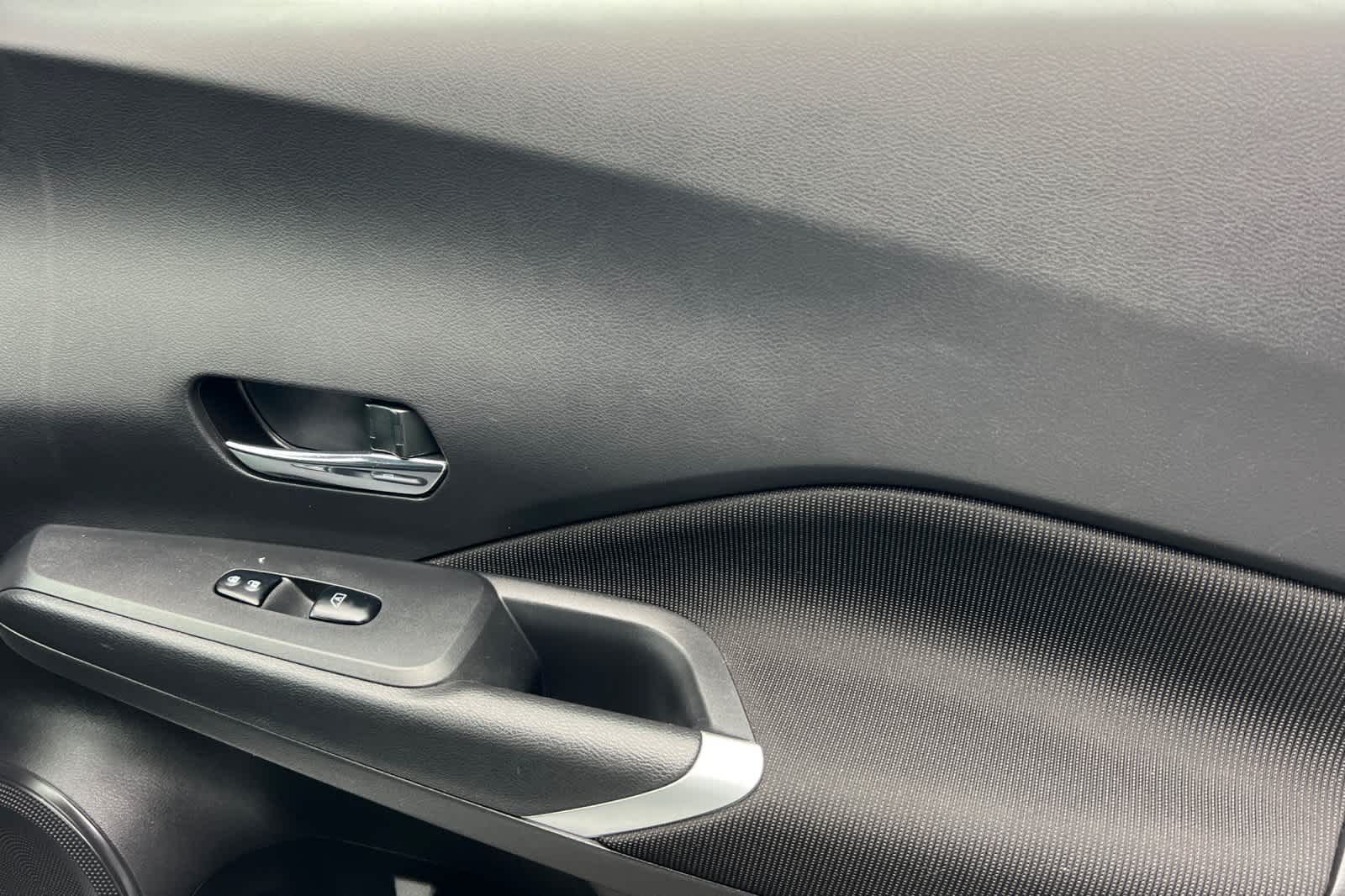 Thumbnail: 2023 Nissan Kicks - 18