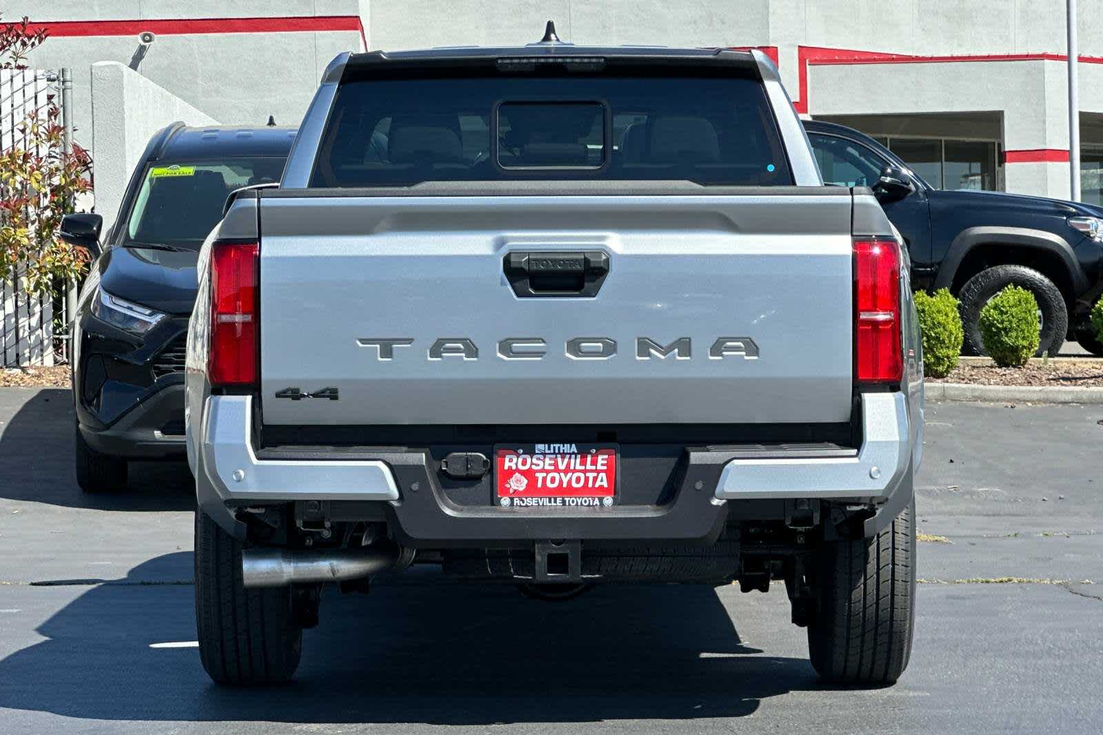 Thumbnail: 2025 Toyota Tacoma - 7