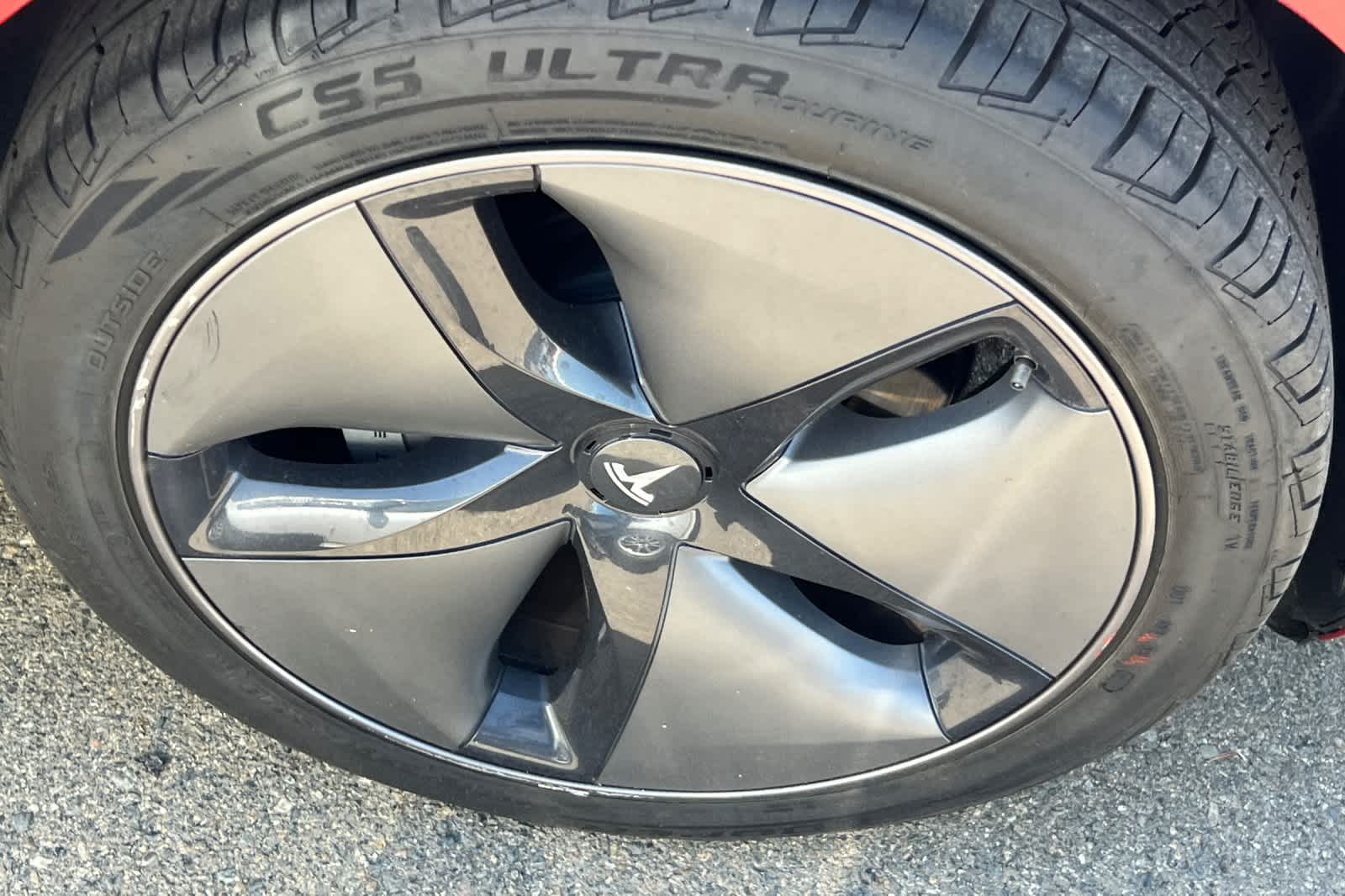 Thumbnail: 2018 Tesla Model 3 - 15