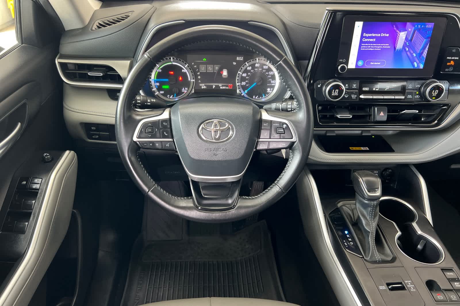 Thumbnail: 2024 Toyota Highlander - 15
