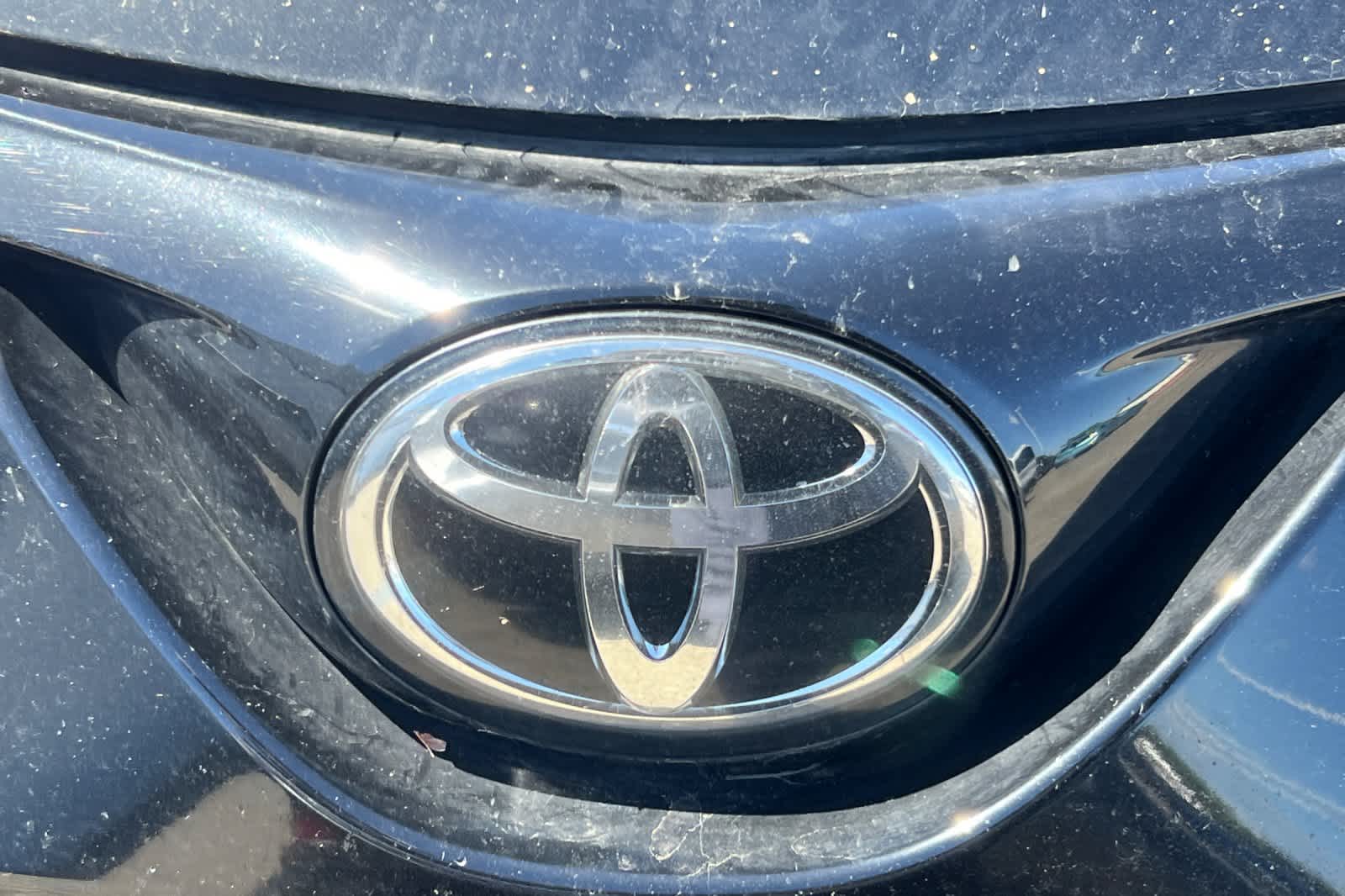 Thumbnail: 2017 Toyota RAV4 - 13