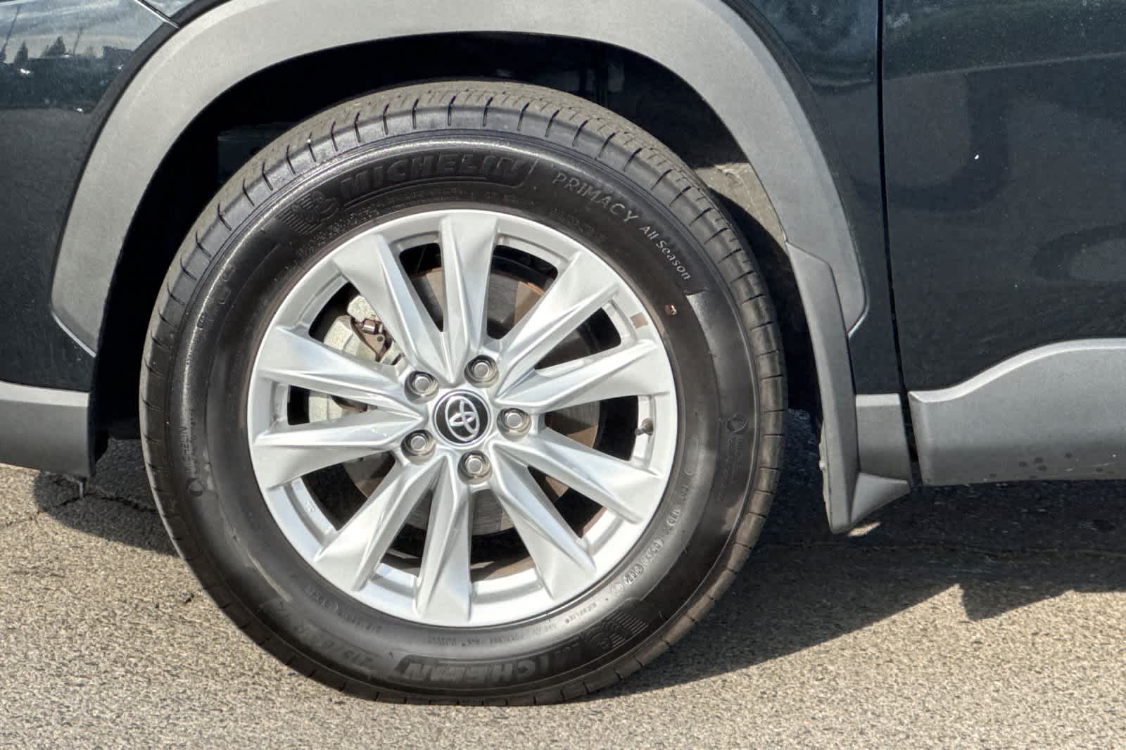 Thumbnail: 2024 Toyota Corolla Cross - 31