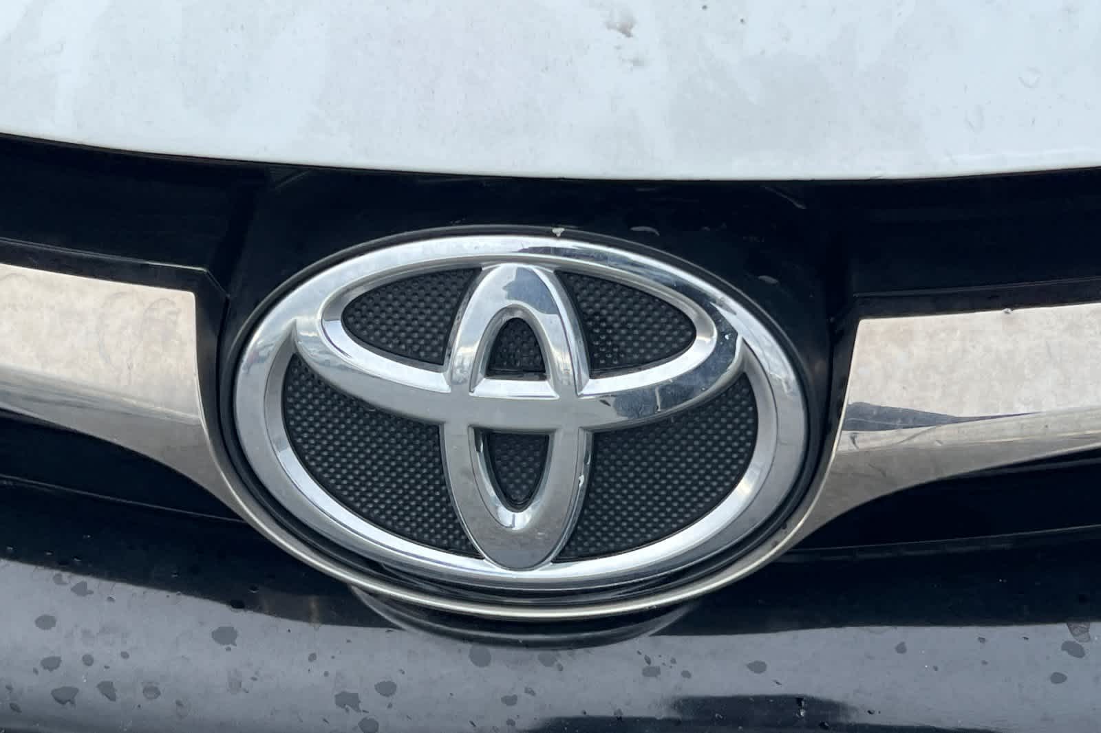 Thumbnail: 2017 Toyota Camry - 10