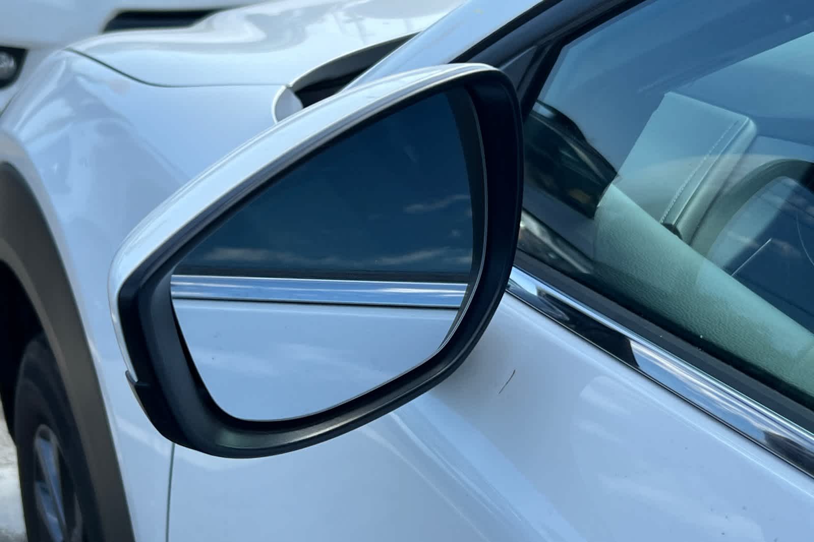 Thumbnail: 2023 Mazda CX-30 - 20