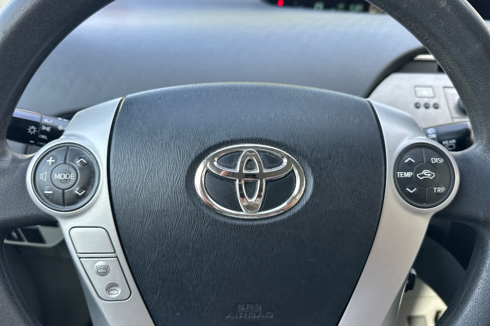 Thumbnail: 2012 Toyota Prius - 23