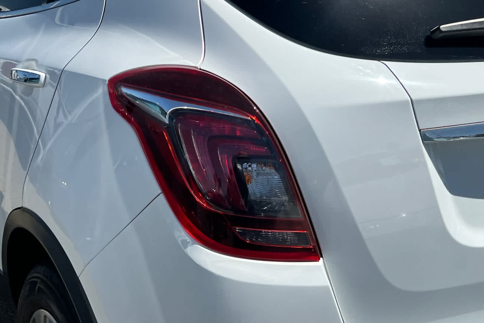 Thumbnail: 2019 Buick Encore - 20