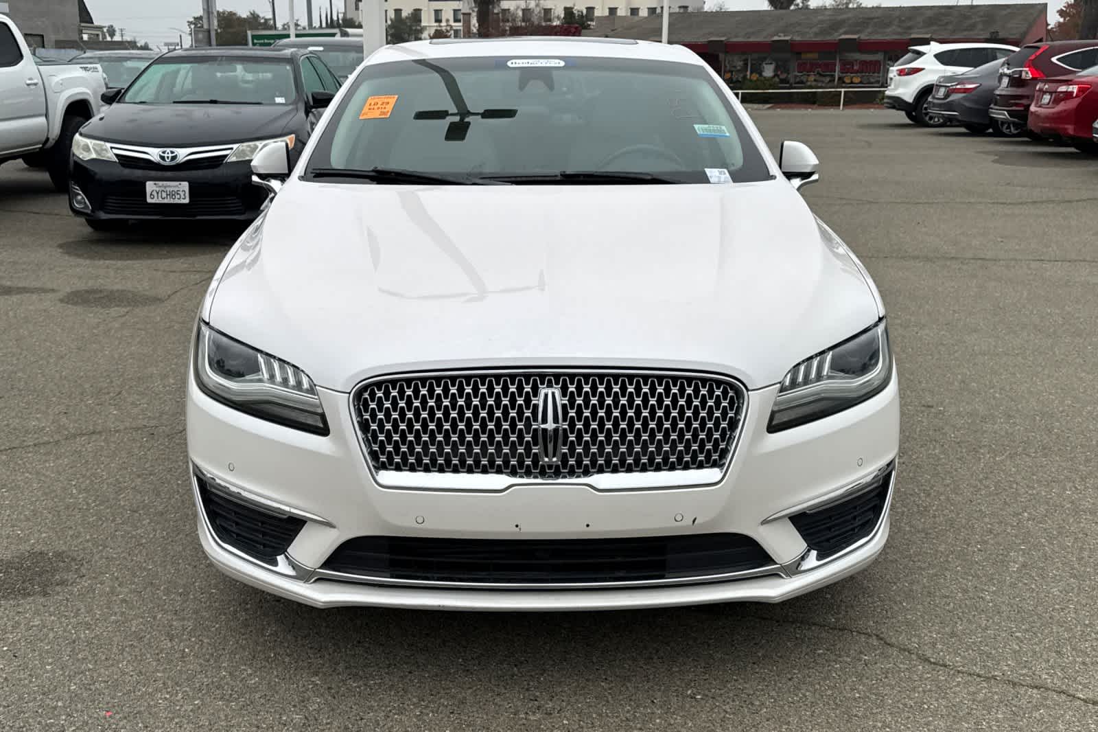 Thumbnail: 2017 Lincoln MKZ - 6