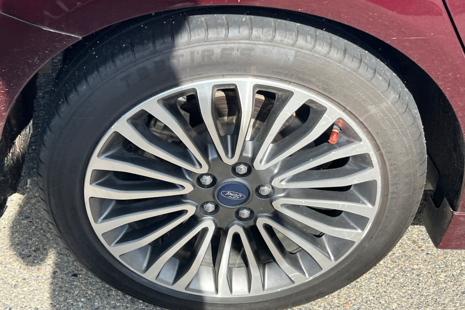 Thumbnail: 2017 Ford Fusion - 14