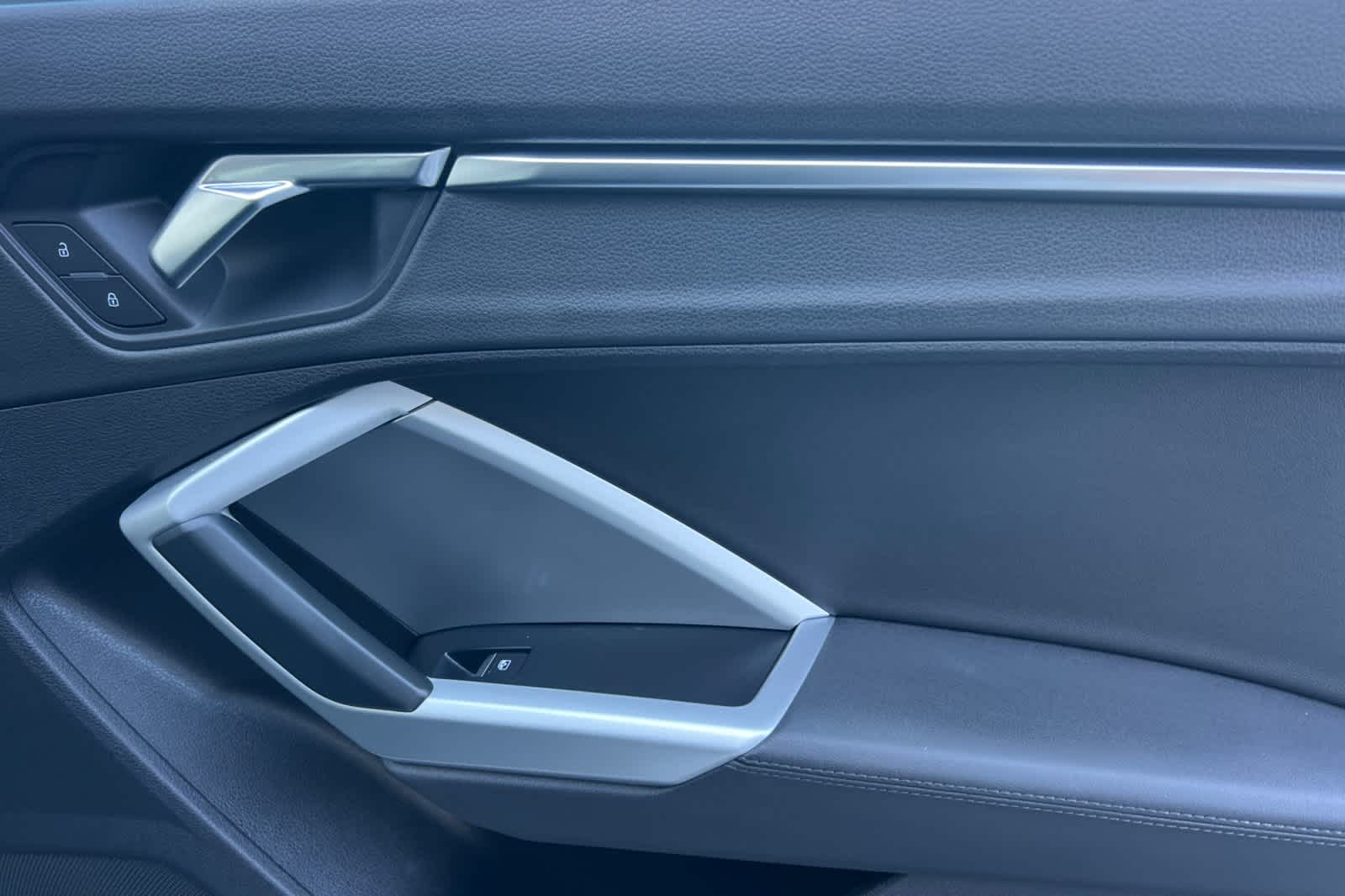 Thumbnail: 2020 Audi Q3 - 19