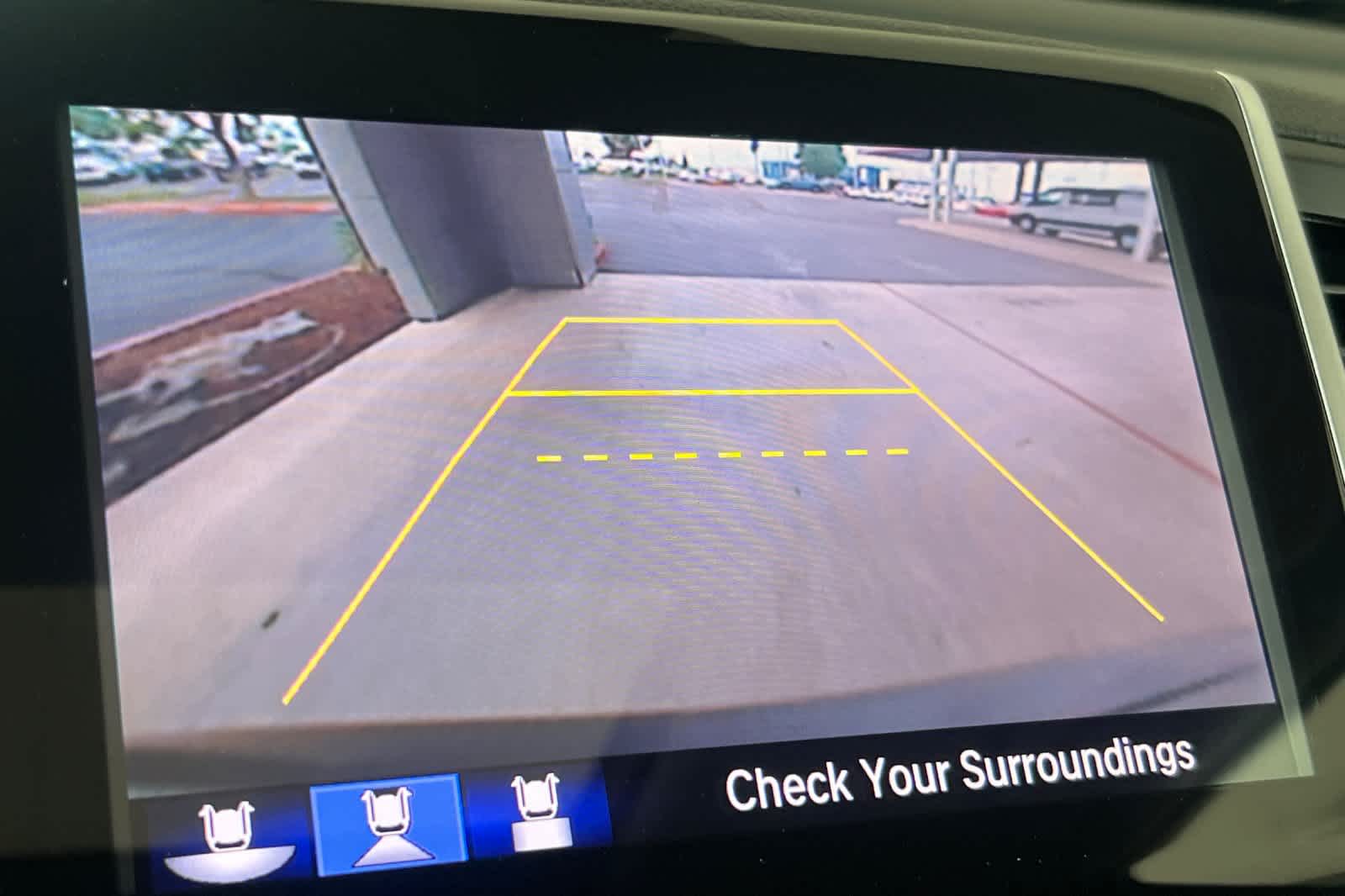 Thumbnail: 2018 Honda Pilot - 24