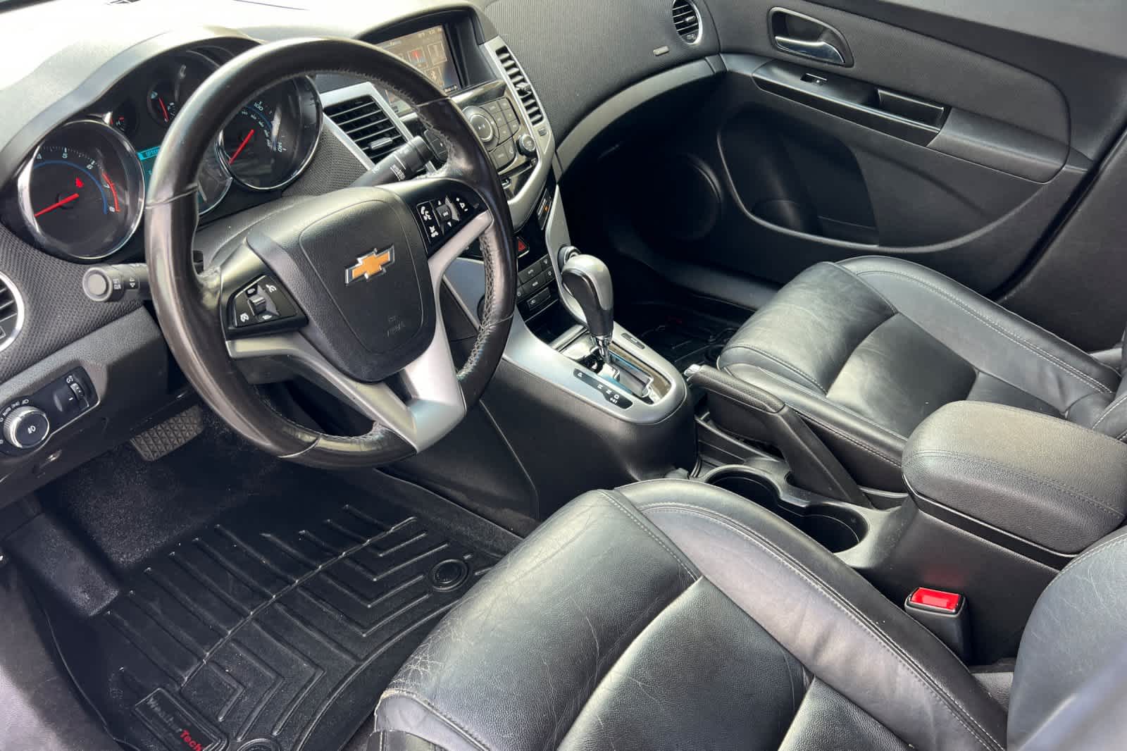 Thumbnail: 2014 Chevrolet Cruze - 10