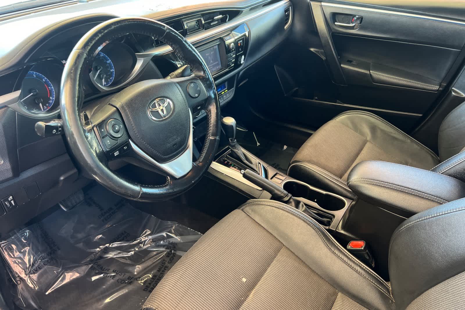 Thumbnail: 2016 Toyota Corolla - 11