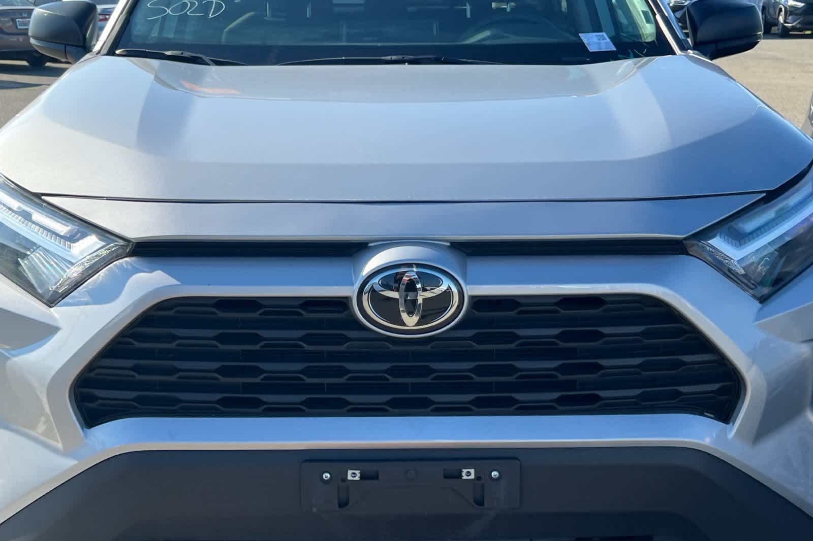 Thumbnail: 2024 Toyota RAV4 - 9