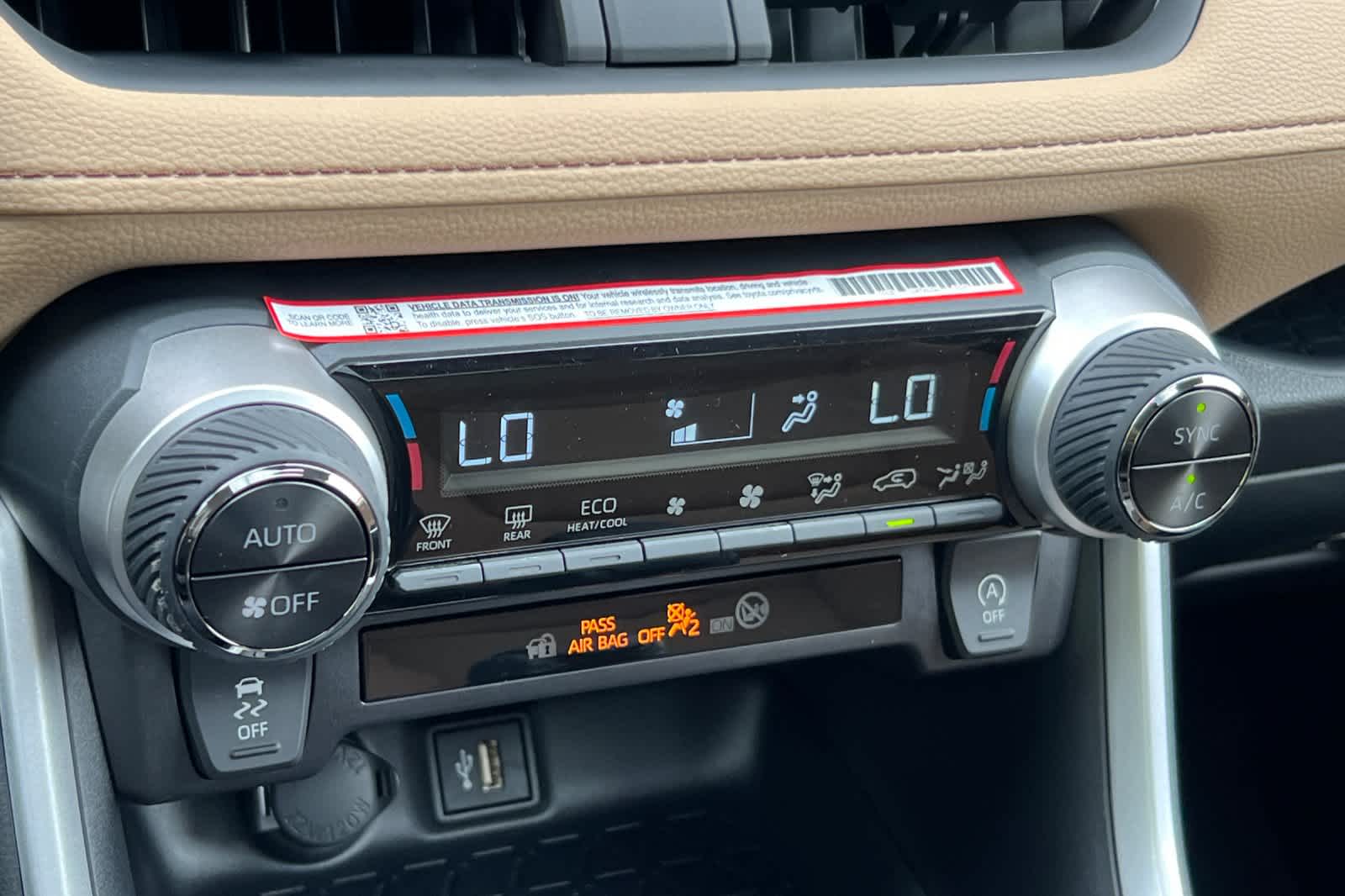 Thumbnail: 2025 Toyota RAV4 - 21