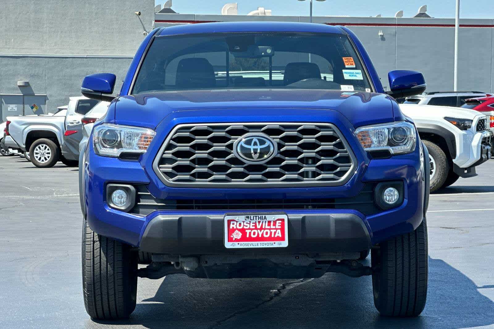 Thumbnail: 2023 Toyota Tacoma - 10