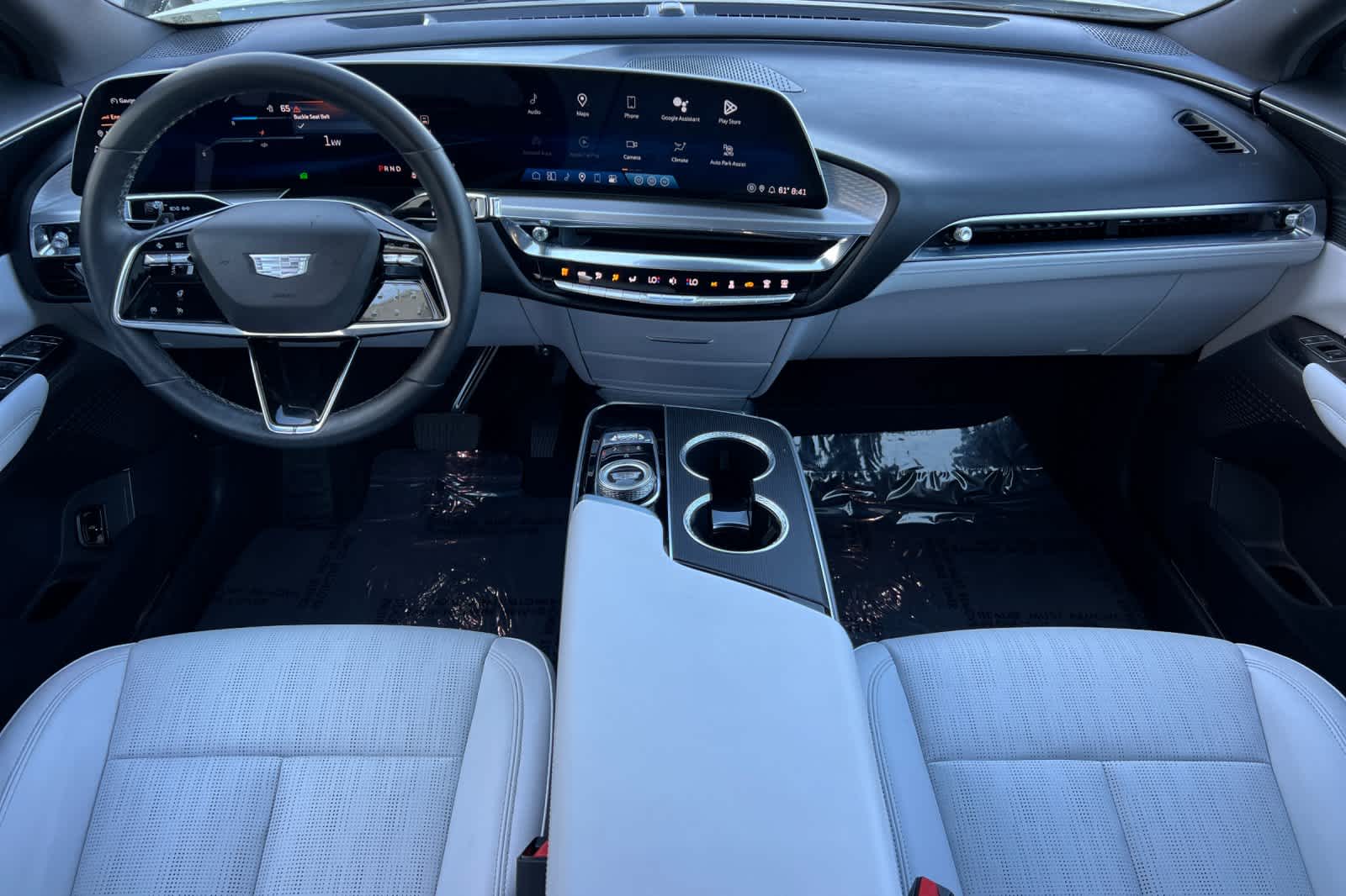 Thumbnail: 2024 Cadillac Lyriq - 3