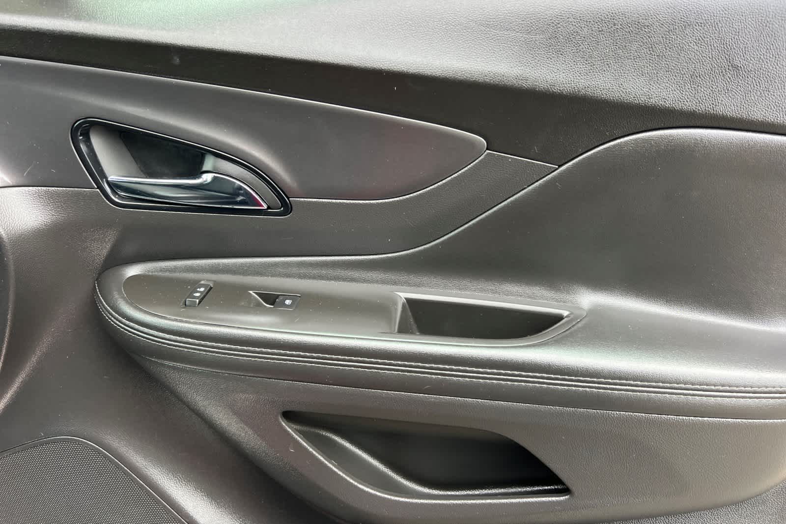 Thumbnail: 2019 Buick Encore - 18