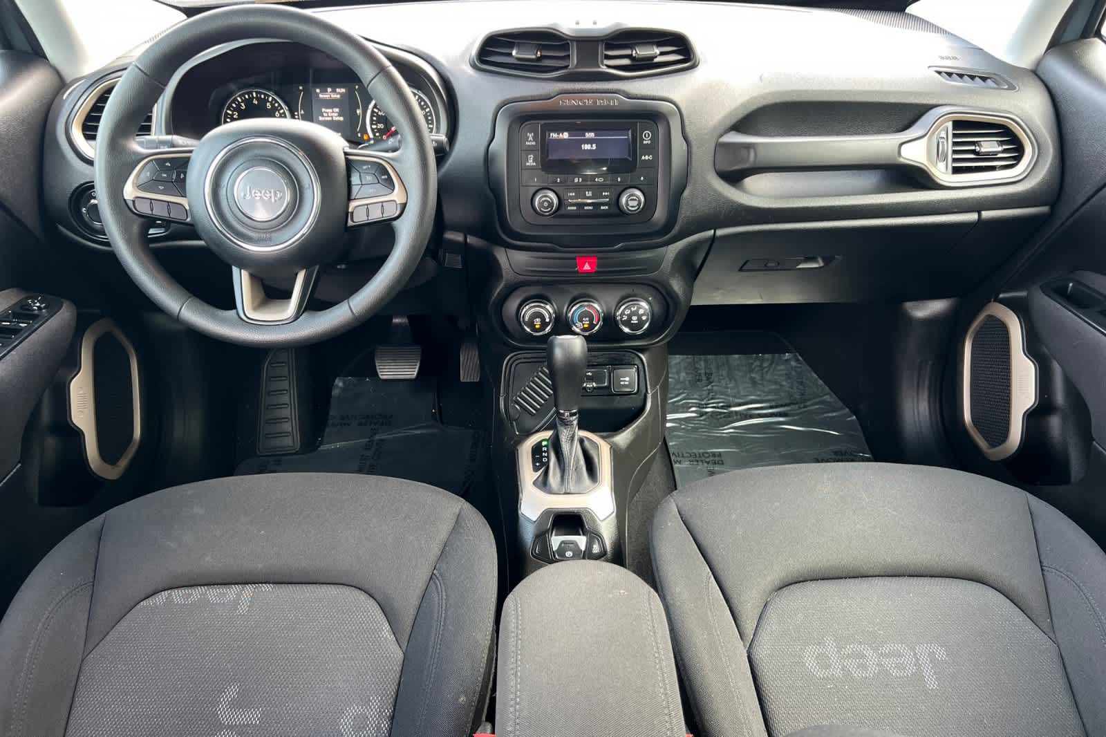 Thumbnail: 2017 Jeep Renegade - 3