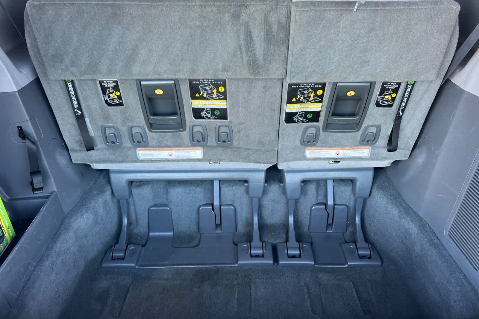 Thumbnail: 2016 Toyota Sienna - 17