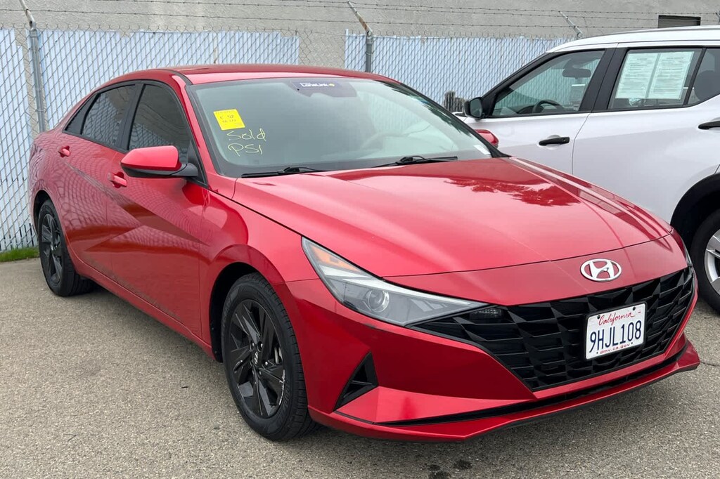 Used 2021 Hyundai Elantra SEL Sedan