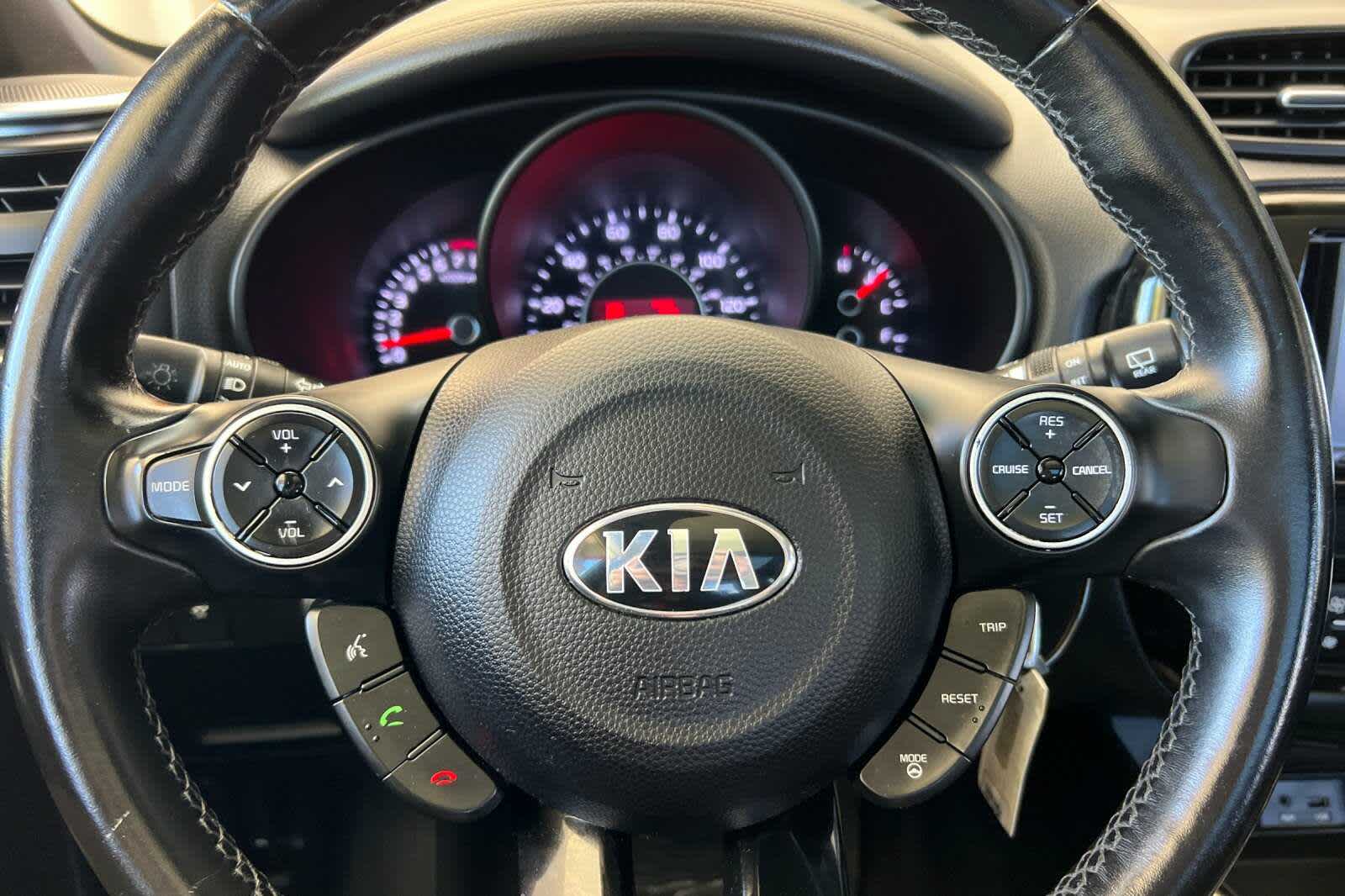Thumbnail: 2015 Kia Soul - 24