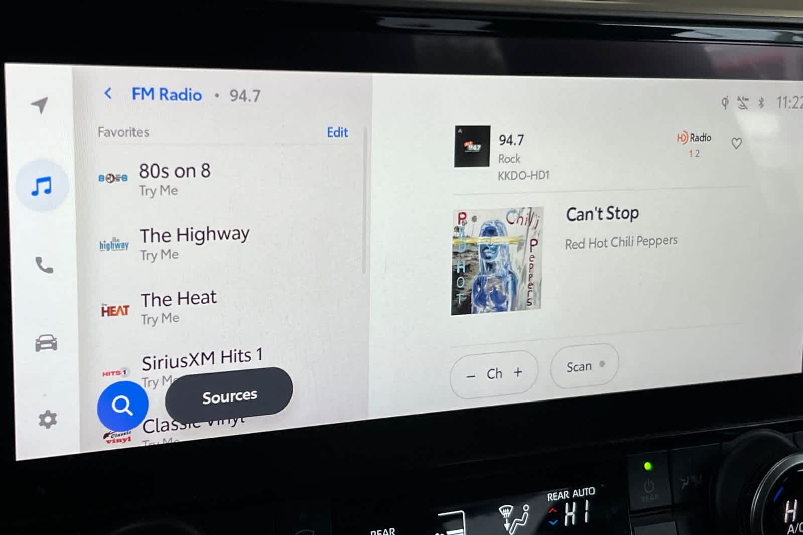 Thumbnail: 2023 Toyota Highlander - 21