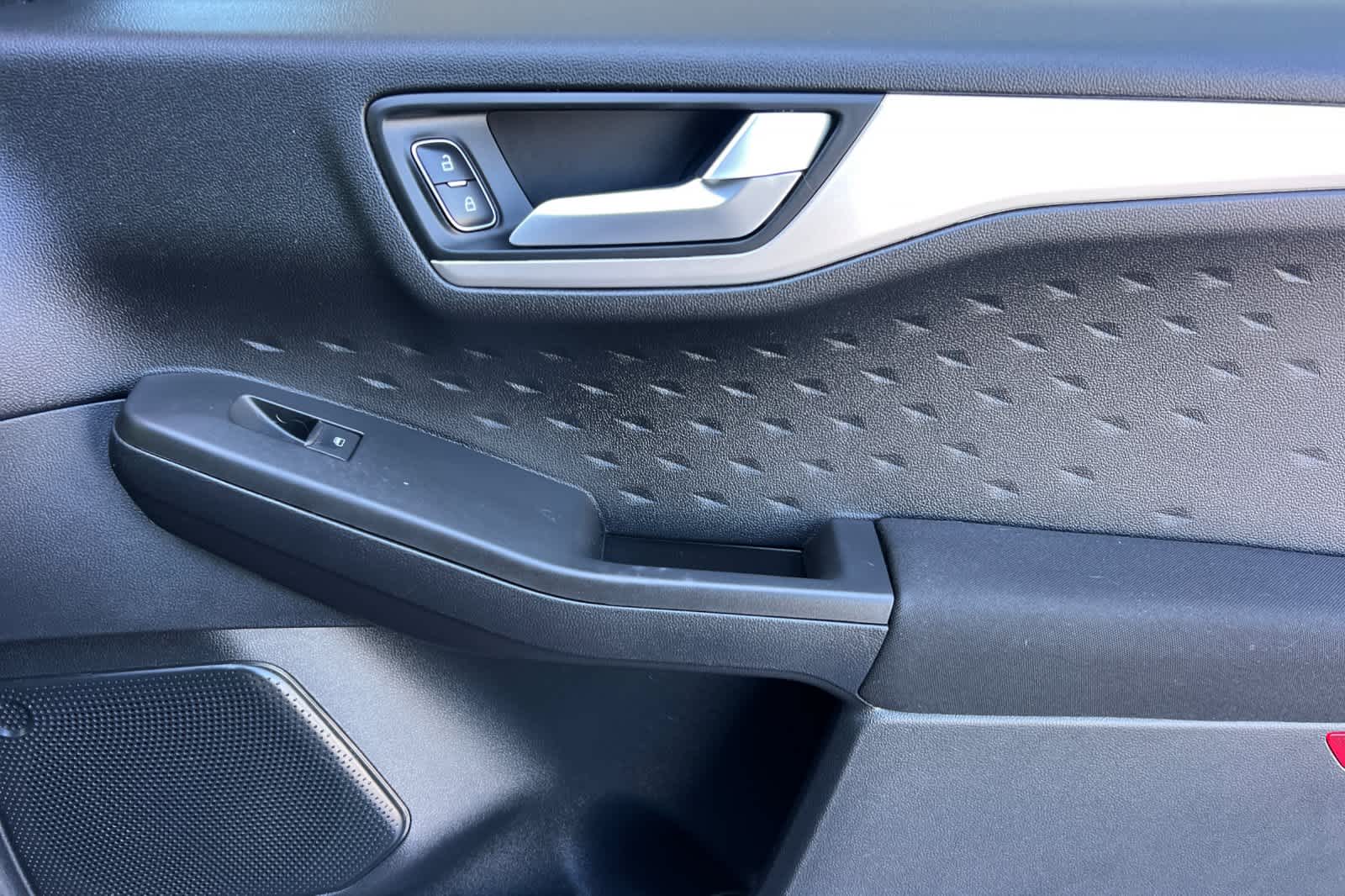 Thumbnail: 2020 Ford Escape - 18