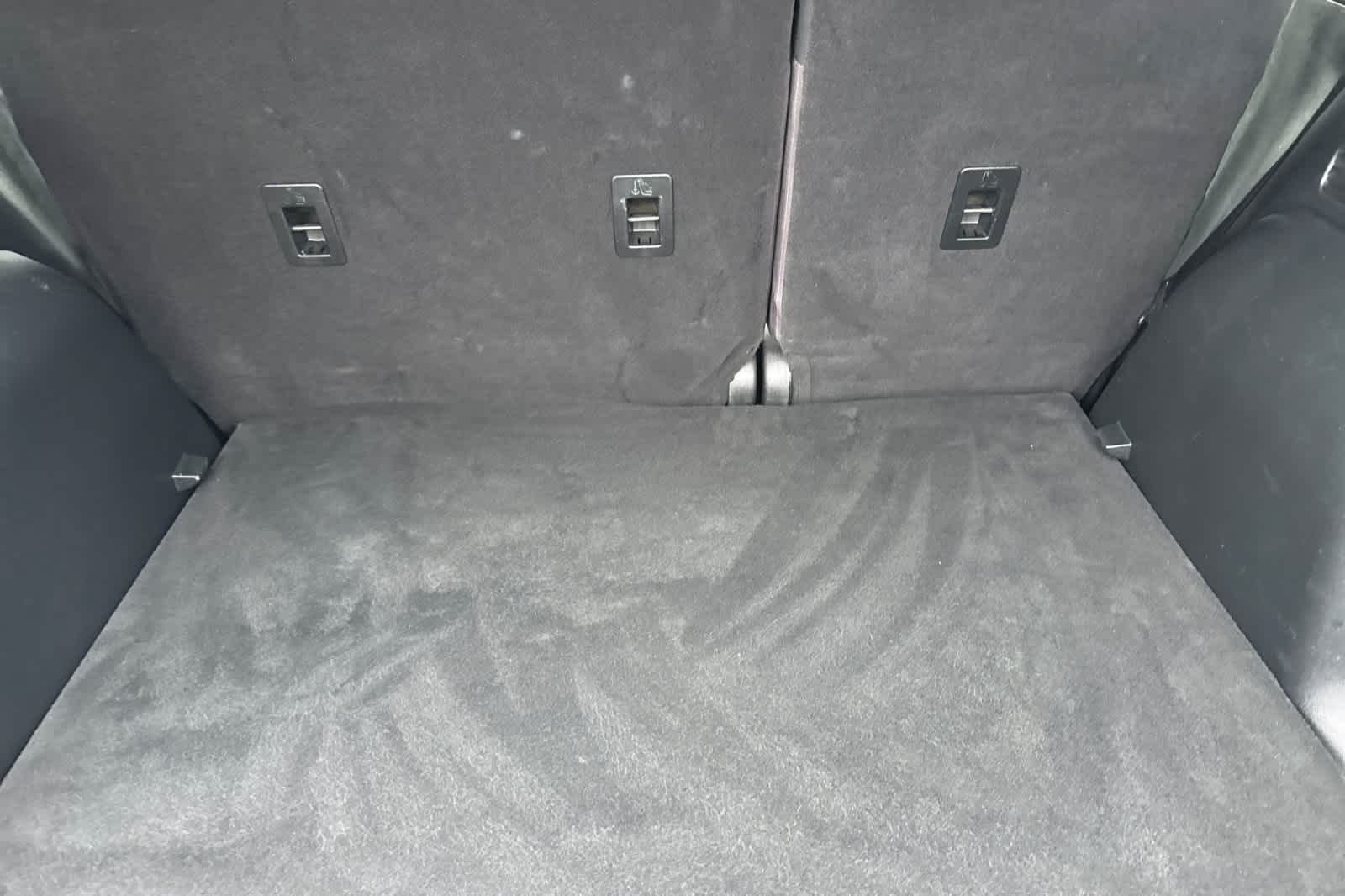 Thumbnail: 2021 Ford Escape - 15