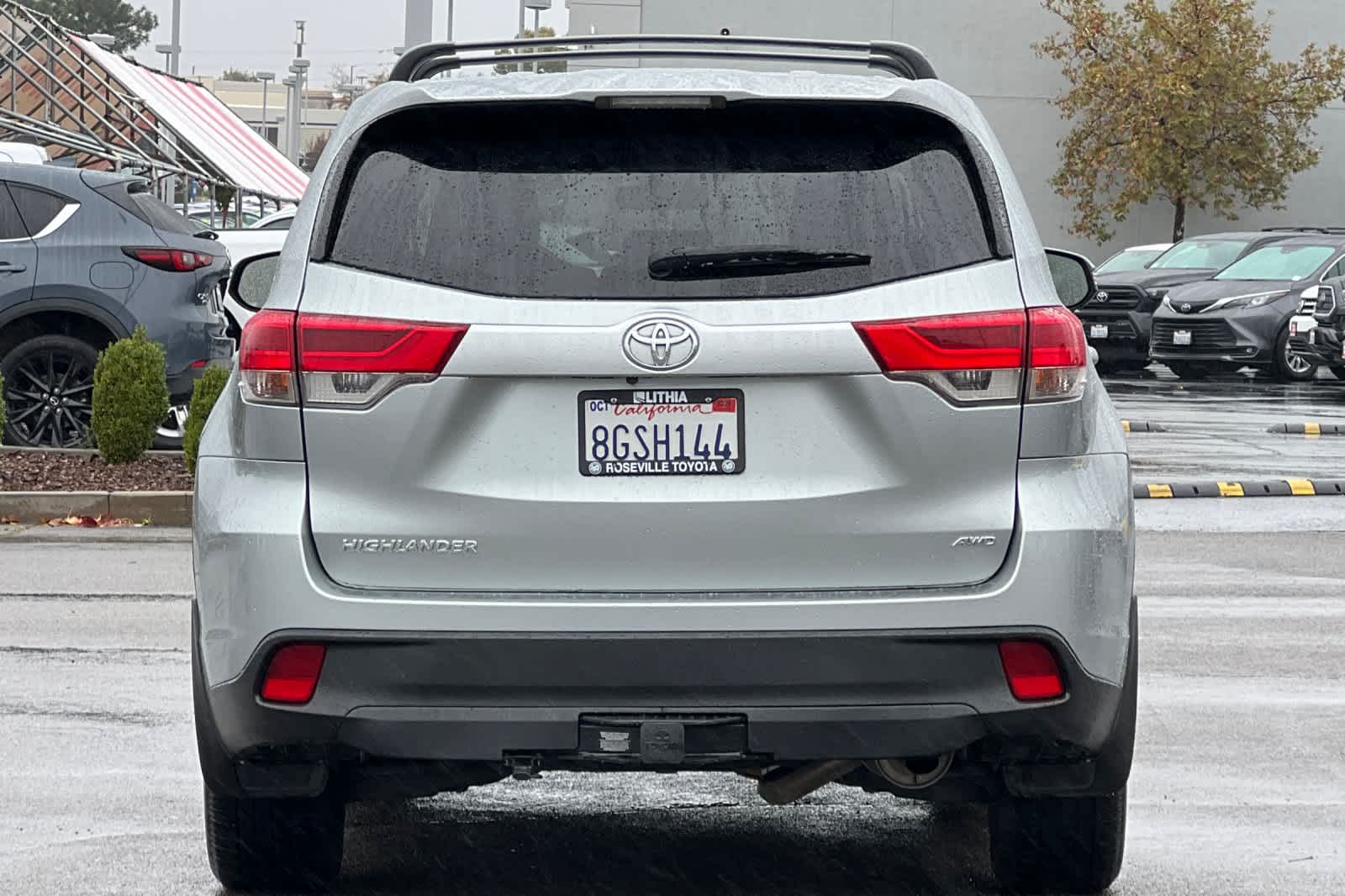 Thumbnail: 2018 Toyota Highlander - 8