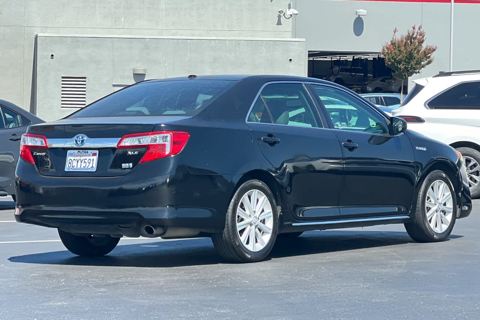 Thumbnail: 2014 Toyota Camry - 2