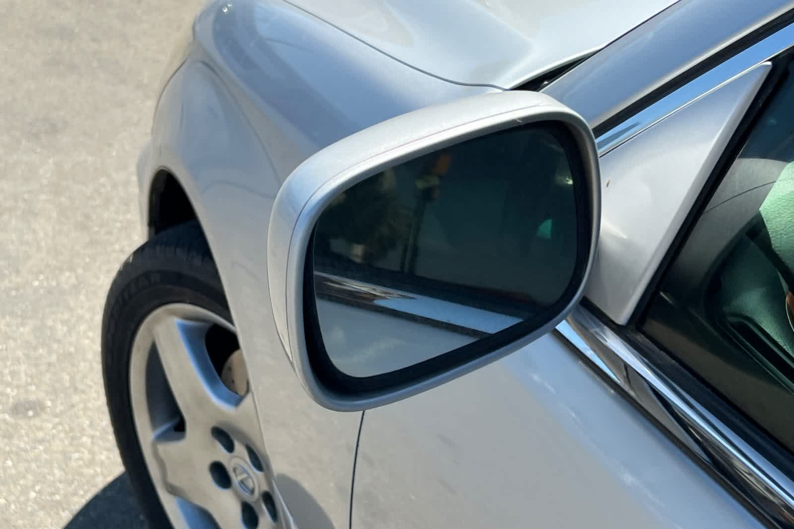 Thumbnail: 2005 Lexus LS - 19