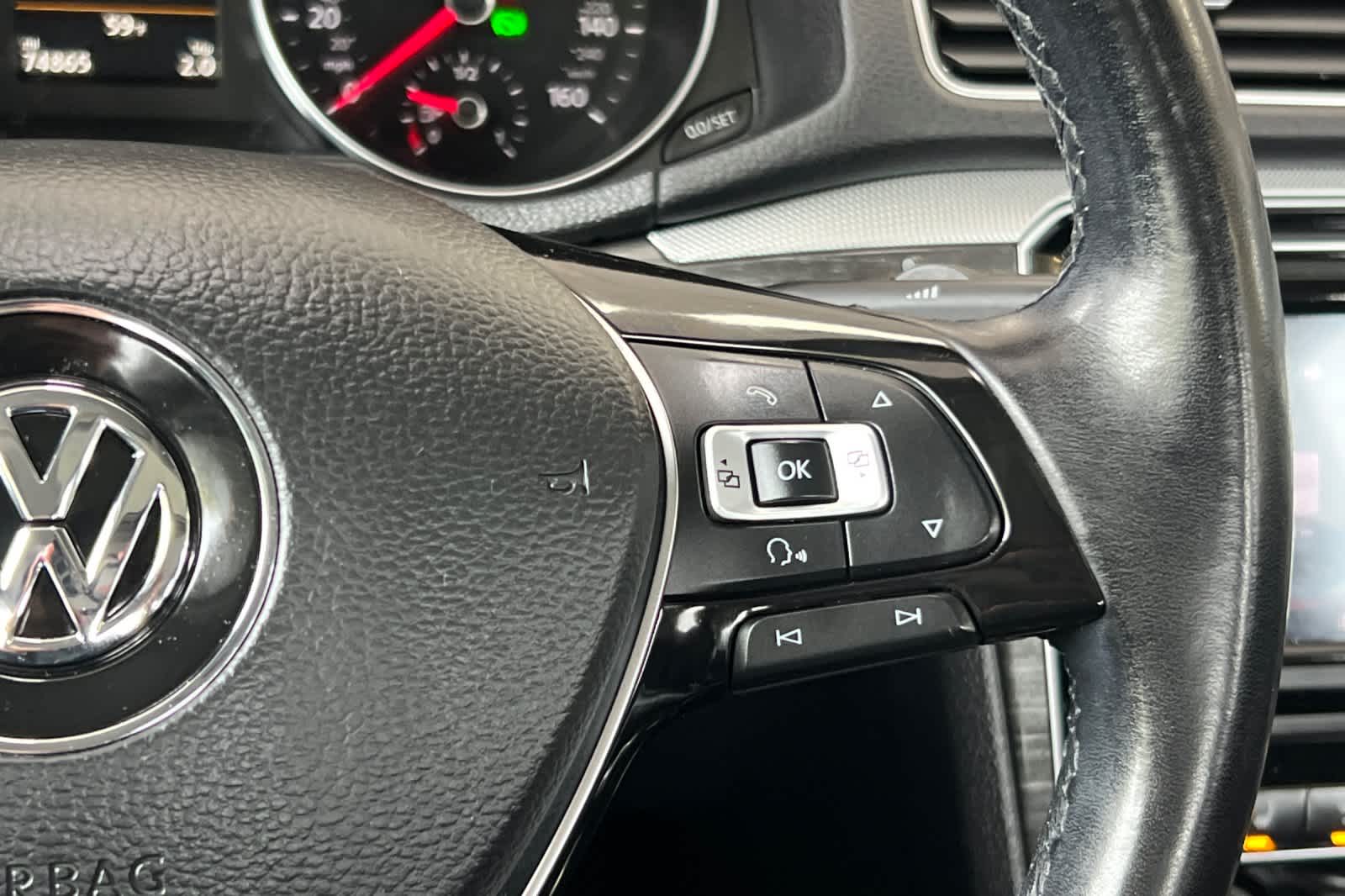 Thumbnail: 2018 Volkswagen Passat - 26