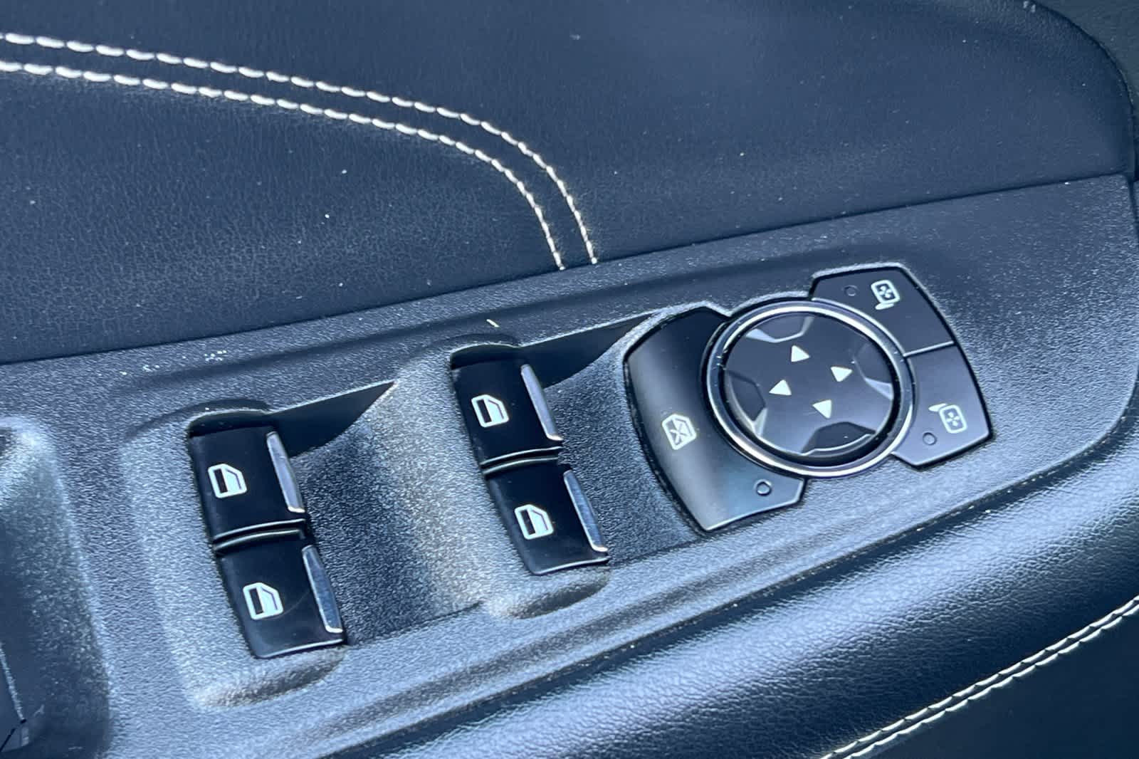 Thumbnail: 2022 Ford Edge - 13