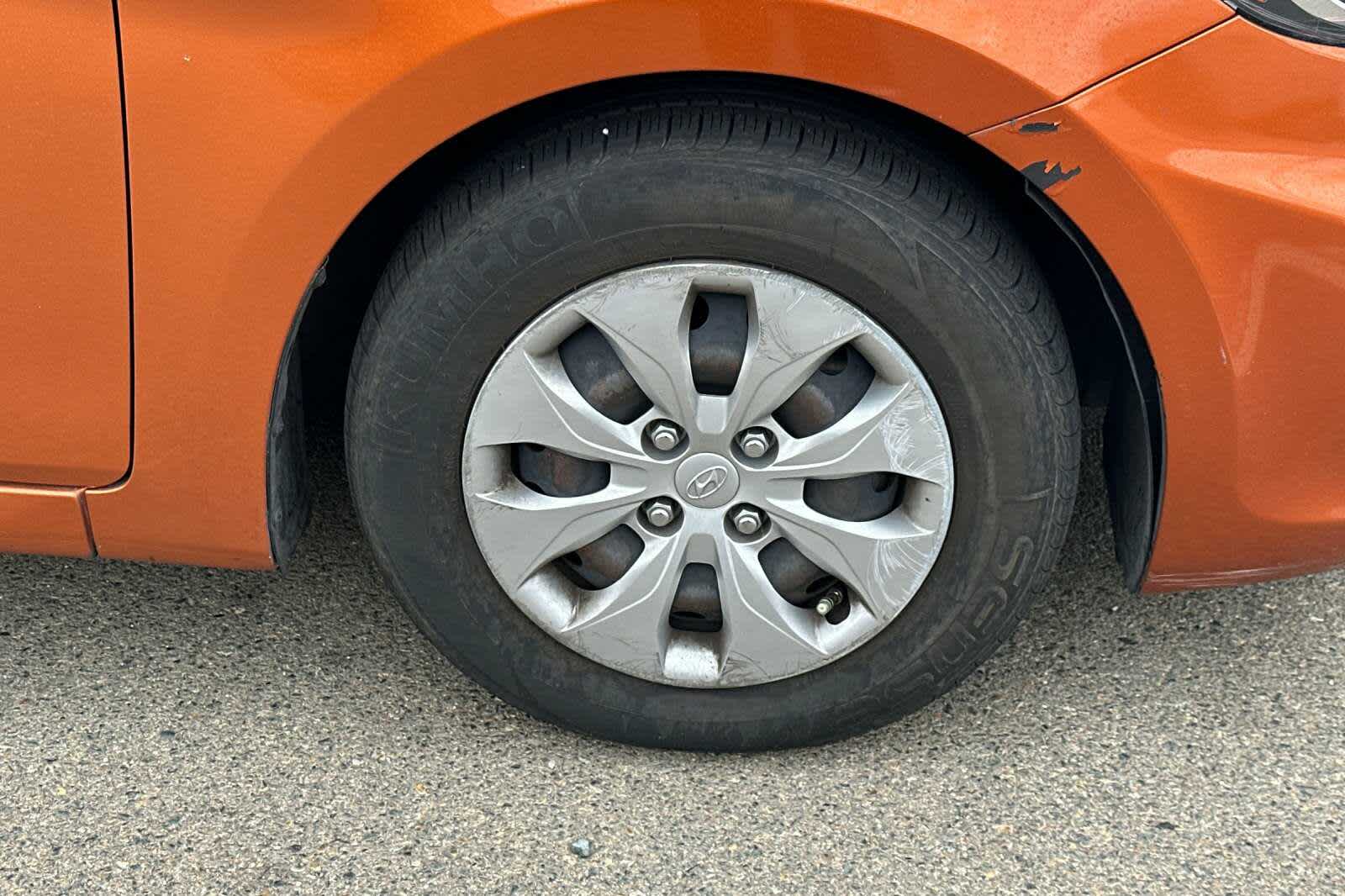 Thumbnail: 2017 Hyundai Accent - 12
