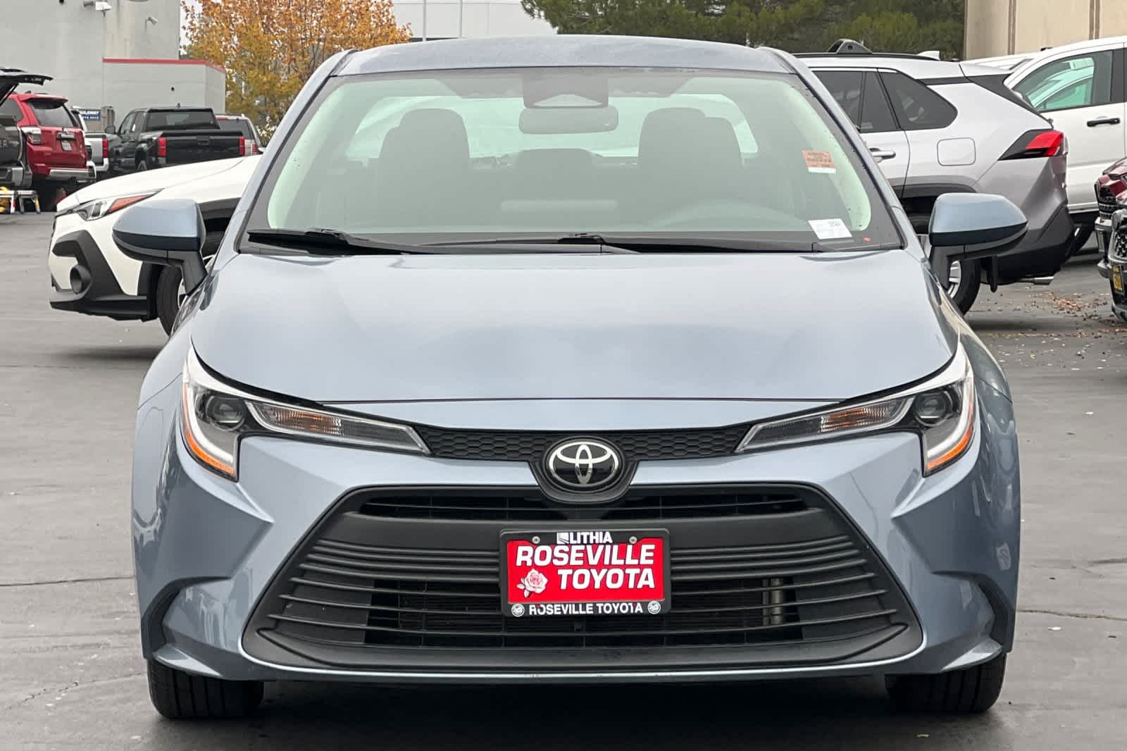 Thumbnail: 2024 Toyota Corolla - 10