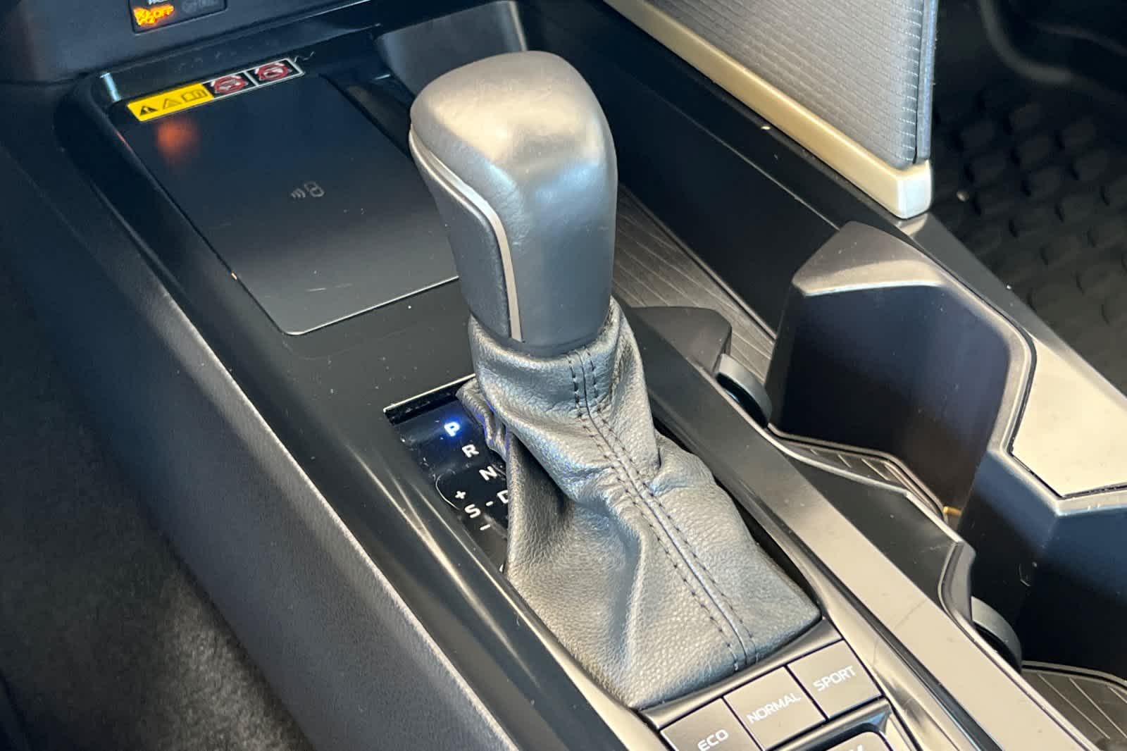 Thumbnail: 2025 Toyota Camry - 22