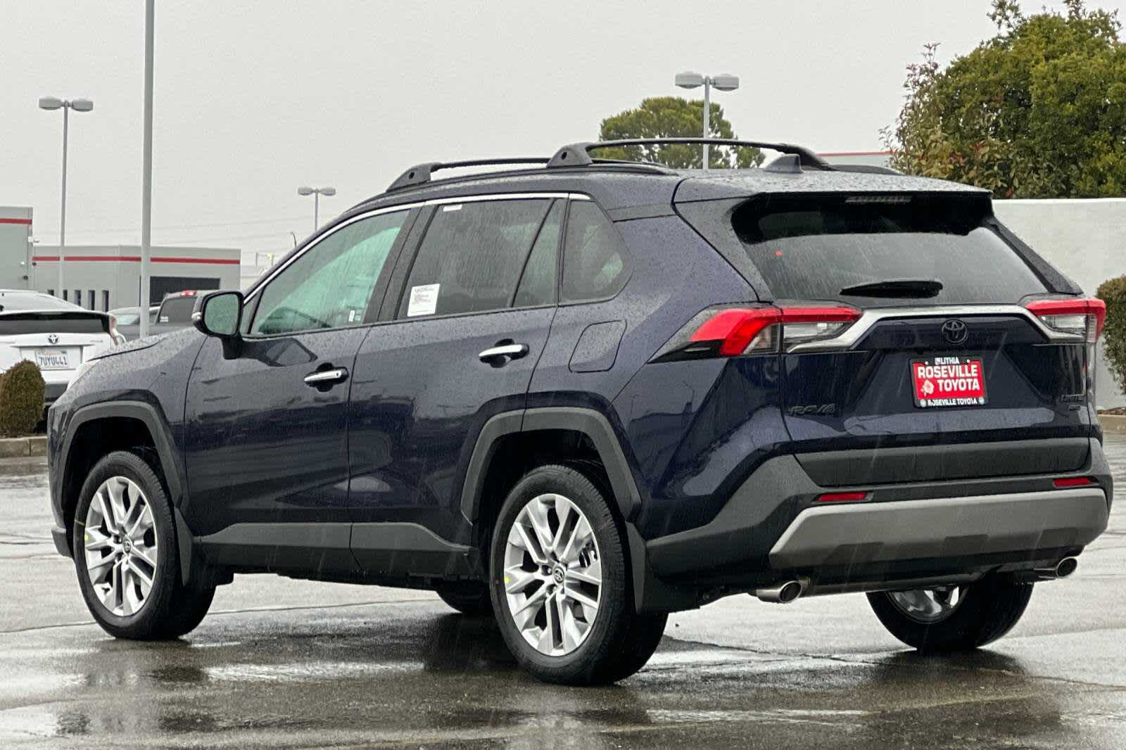 Thumbnail: 2025 Toyota RAV4 - 4