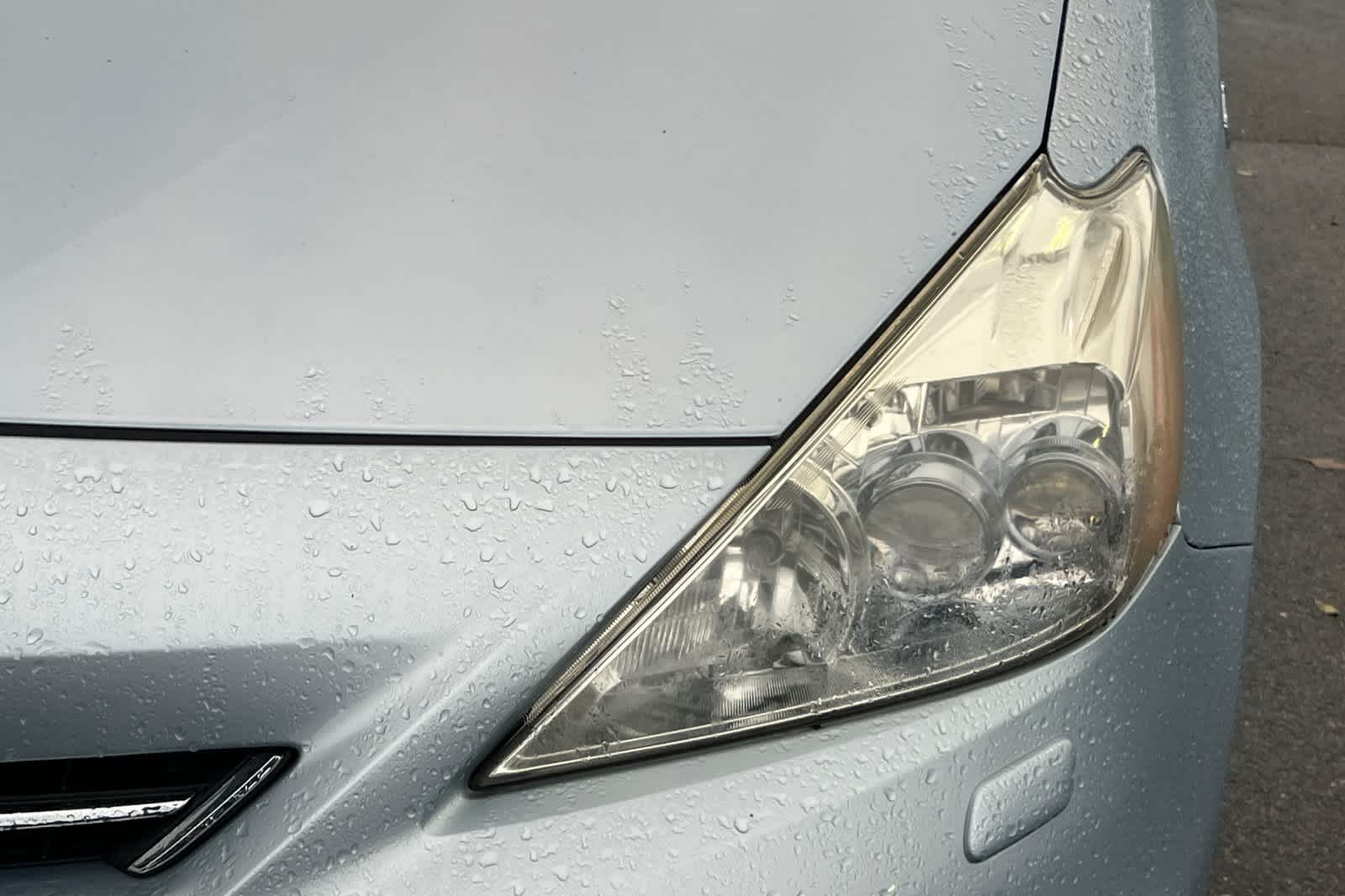 Thumbnail: 2013 Toyota Prius v - 11