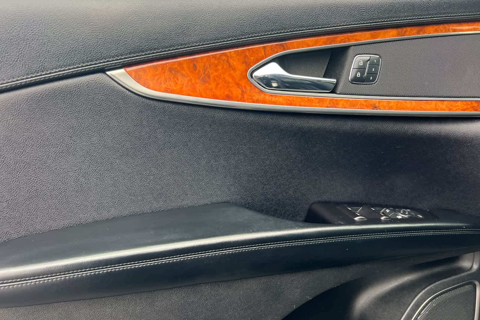 Thumbnail: 2018 Lincoln MKX - 12