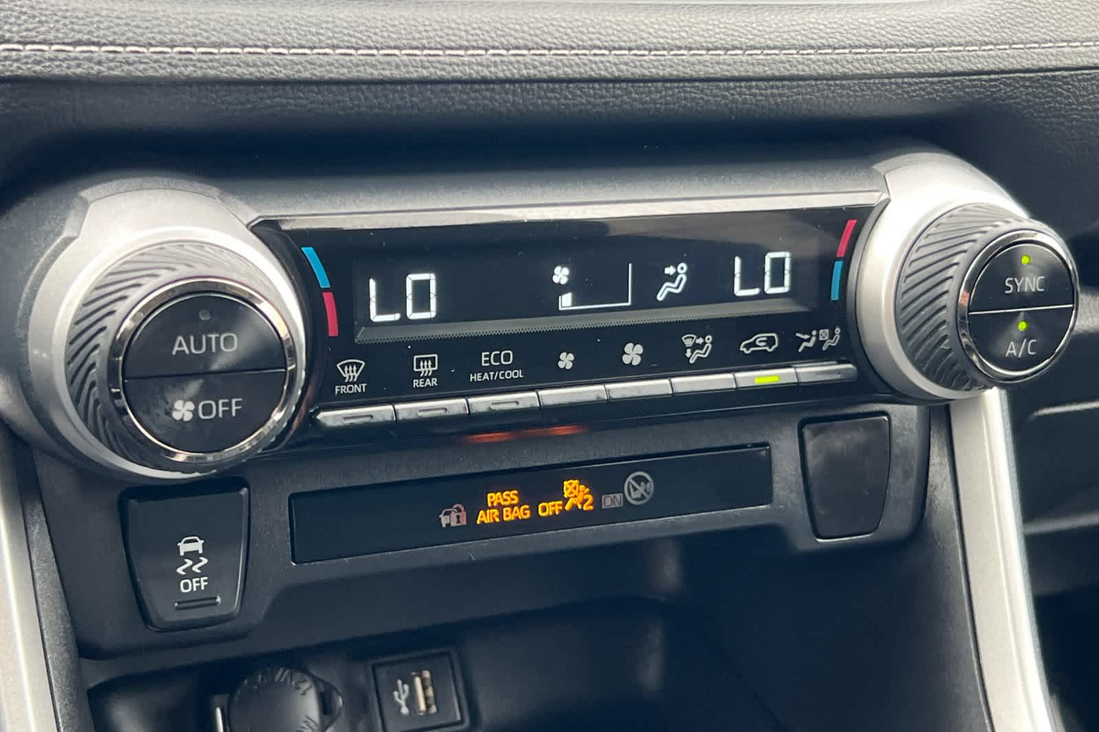 Thumbnail: 2024 Toyota RAV4 - 22