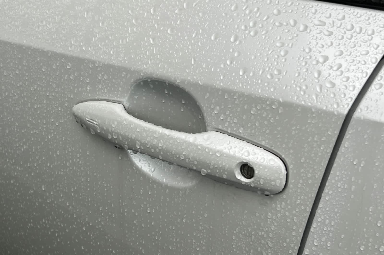 Thumbnail: 2024 Toyota Corolla - 18