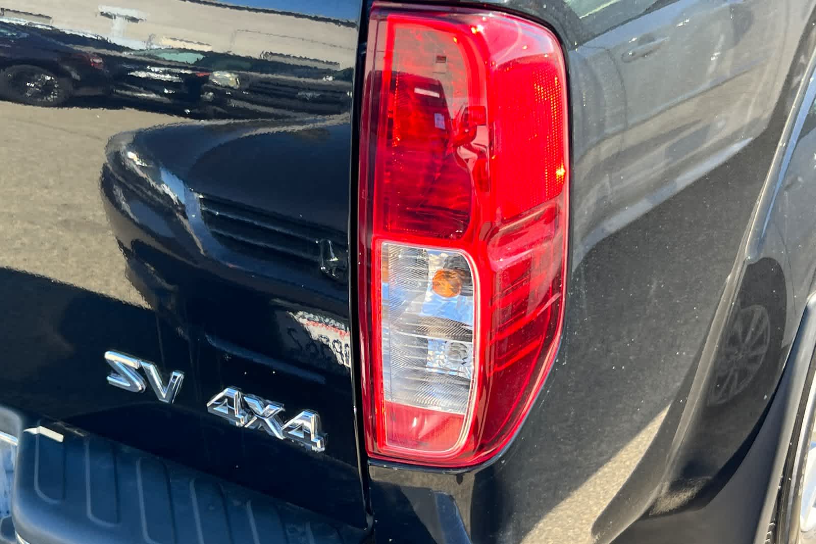 2019 Nissan Frontier SV 17