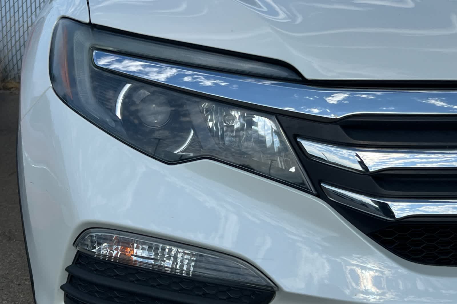 Thumbnail: 2016 Honda Pilot - 8