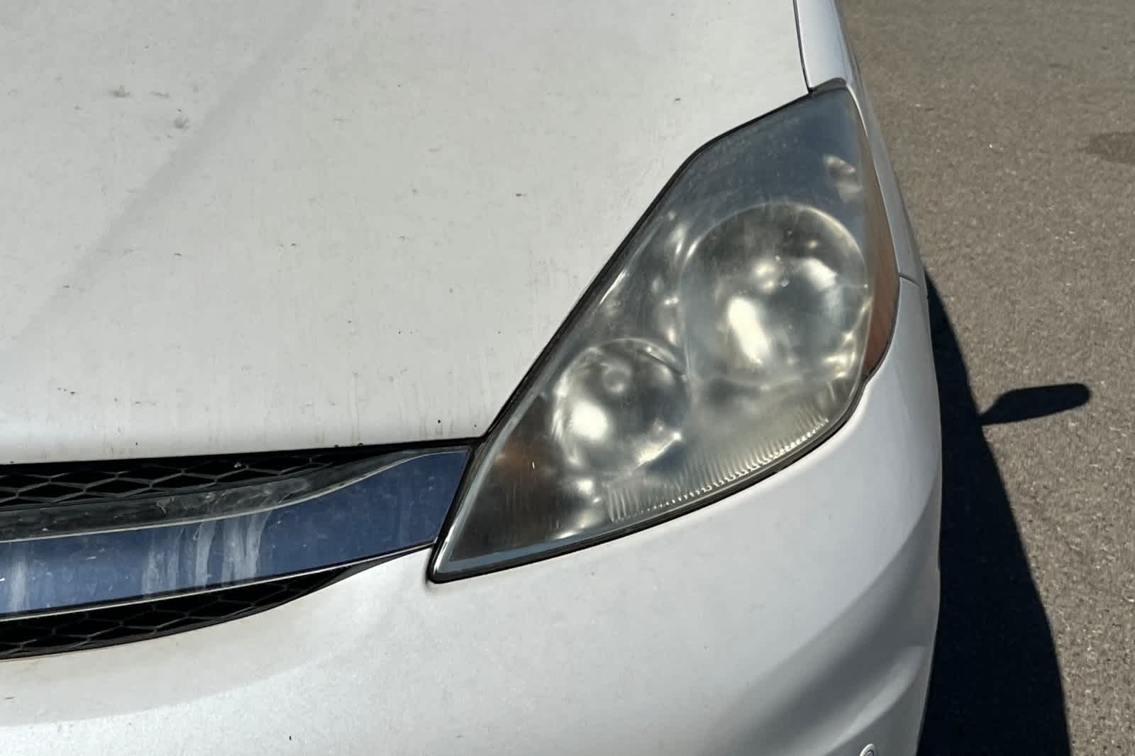 Thumbnail: 2010 Toyota Sienna - 11
