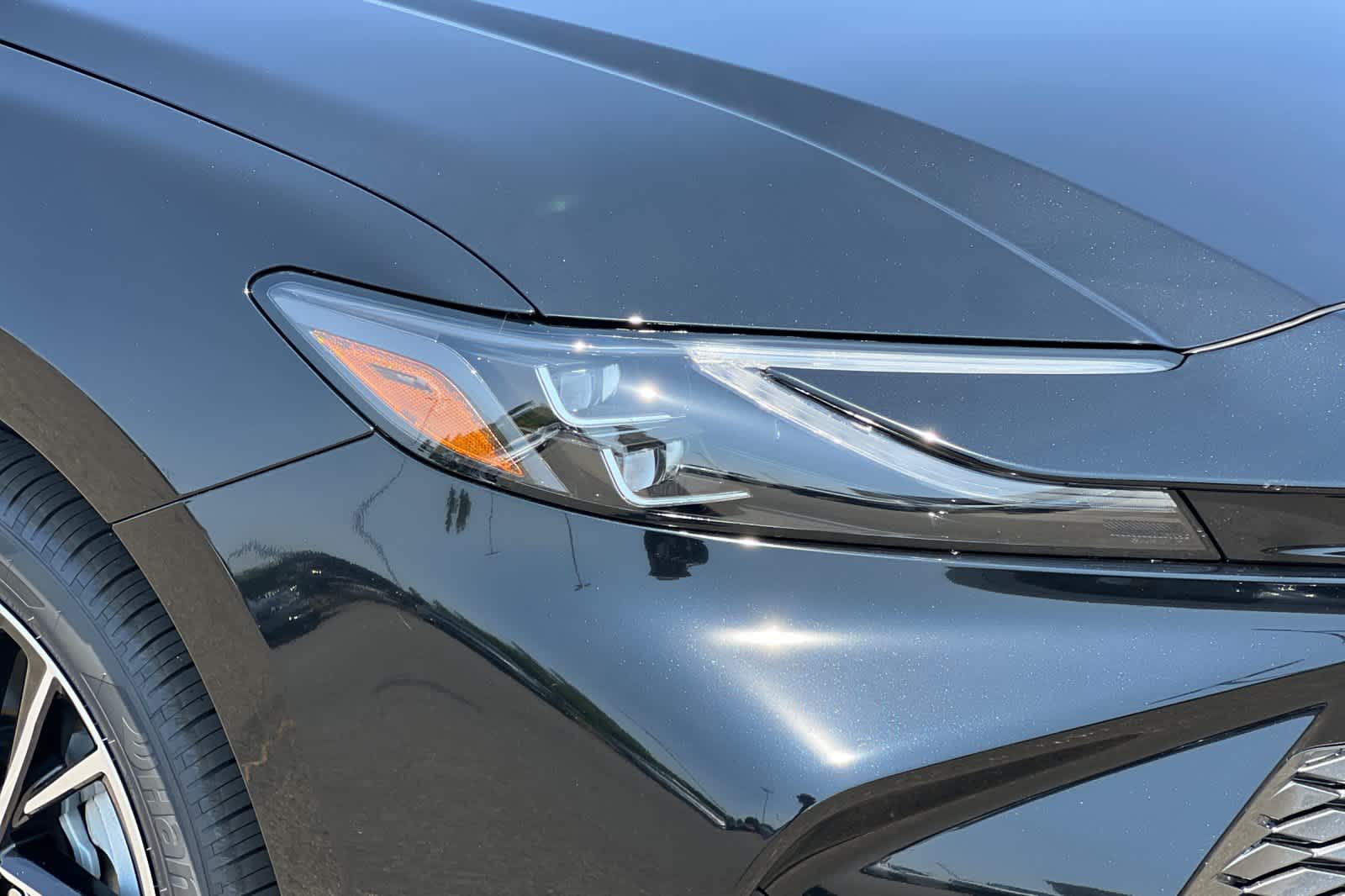 2025 Toyota Camry XLE 28