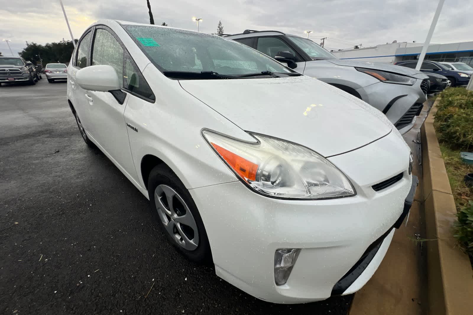 Thumbnail: 2013 Toyota Prius - 3