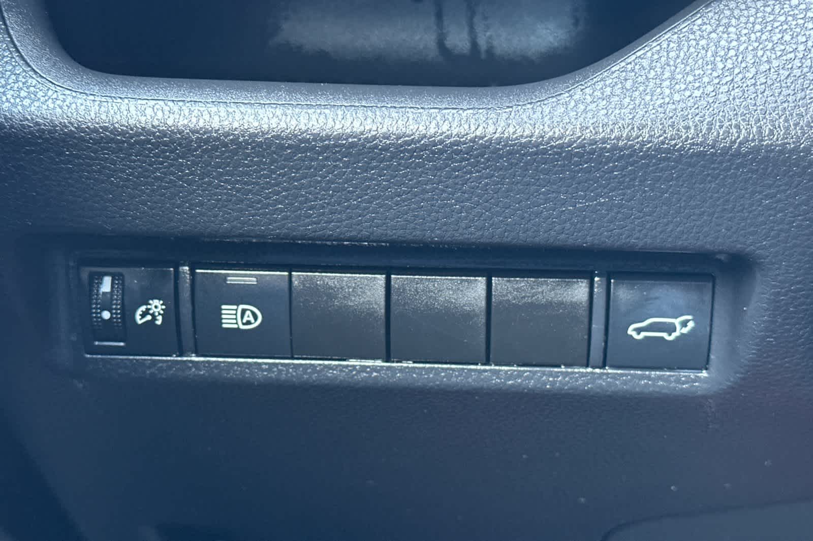 Thumbnail: 2022 Toyota RAV4 - 30